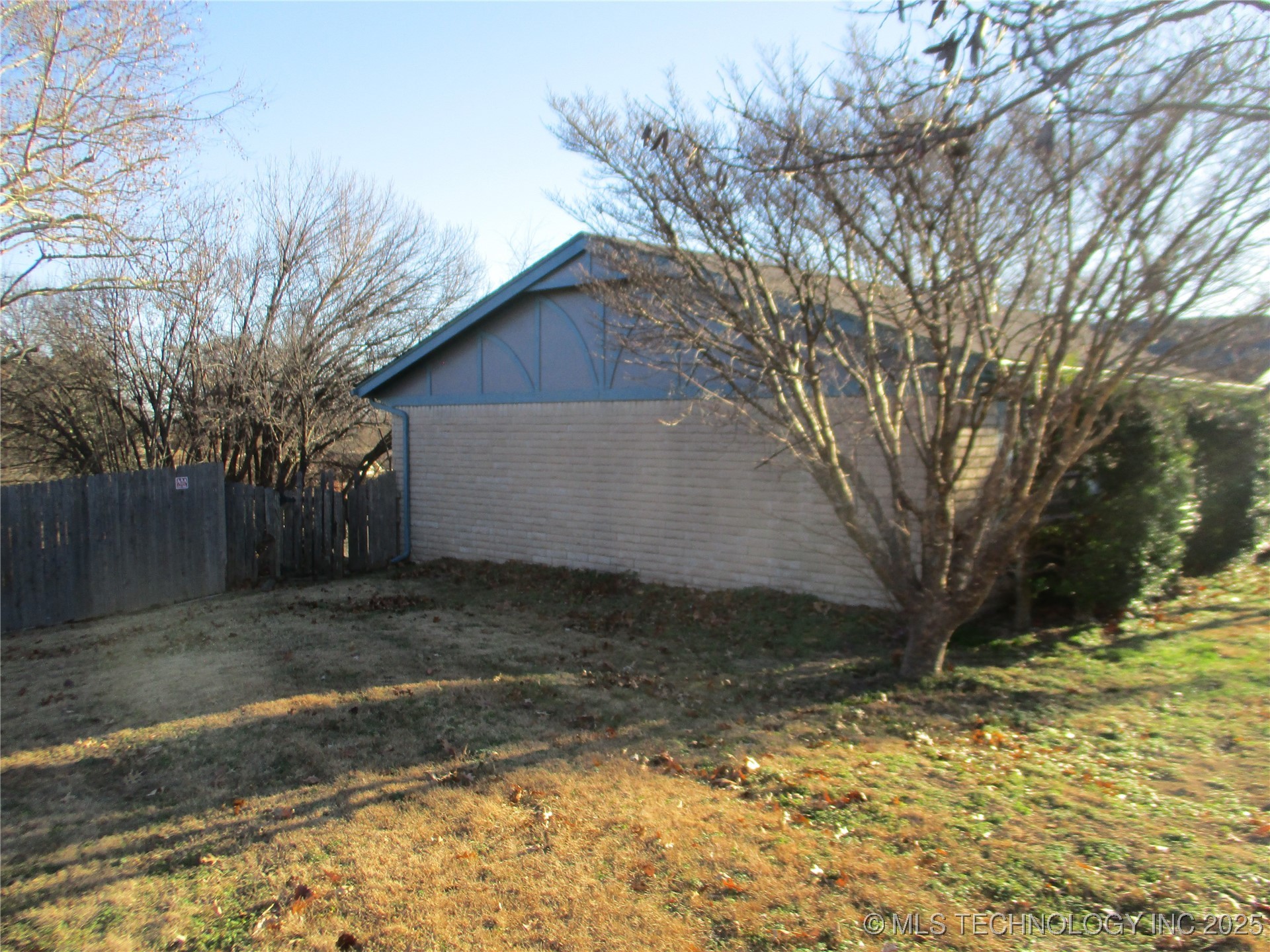 109 W Norman Street Property Photo 11