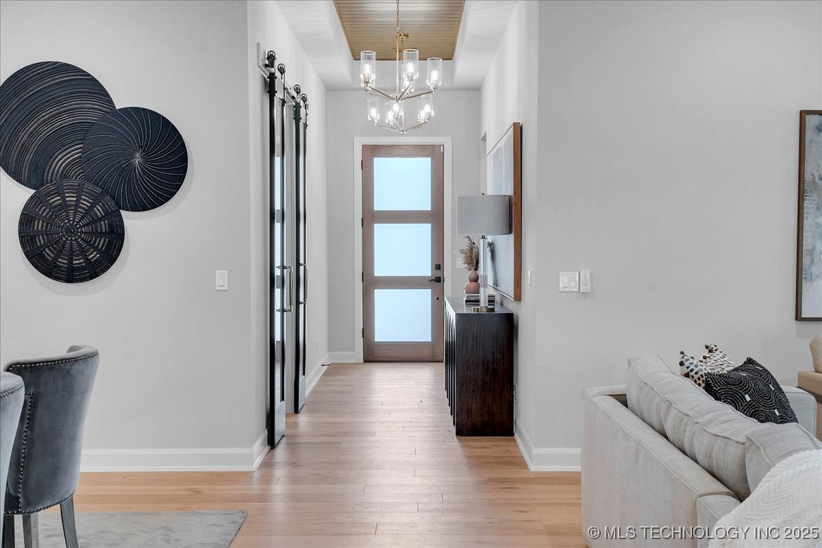 1230 N 71st Place Property Photo 7