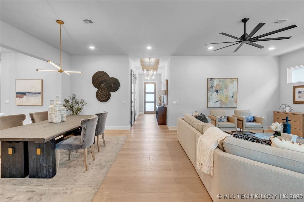 1230 N 71st Place Property Photo 19