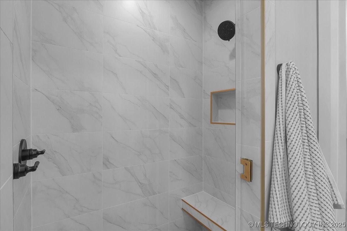 1230 N 71st Place Property Photo 49