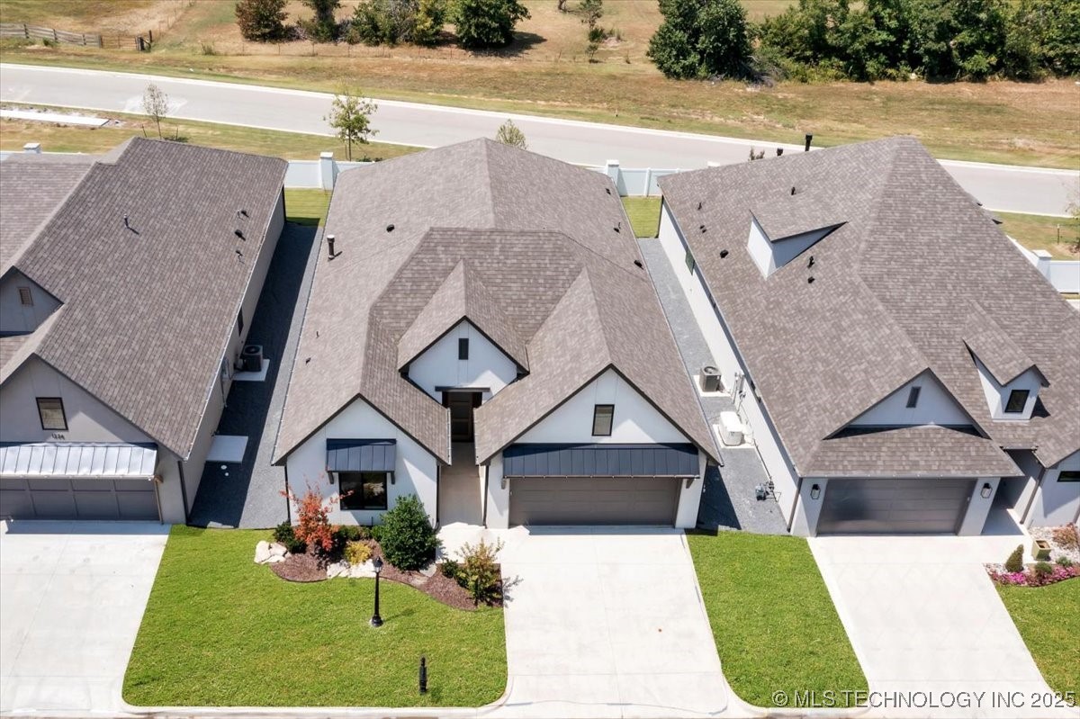 1230 N 71st Place Property Photo 61