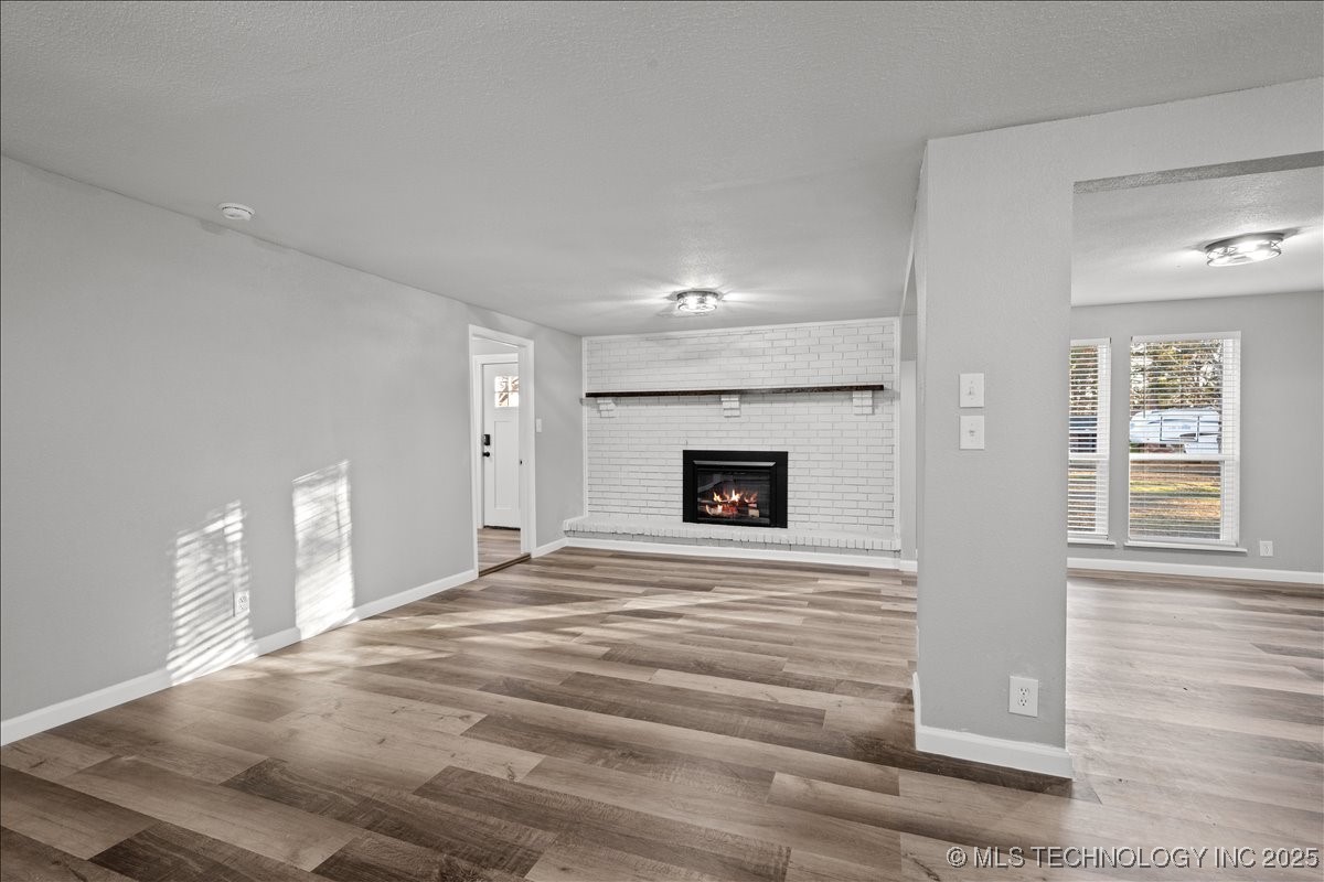 802 E Circle Property Photo 3