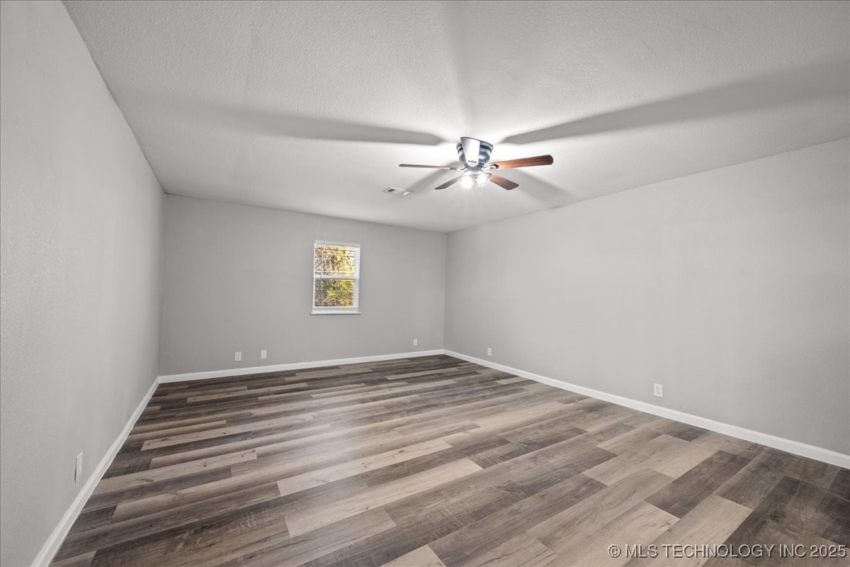 802 E Circle Property Photo 24