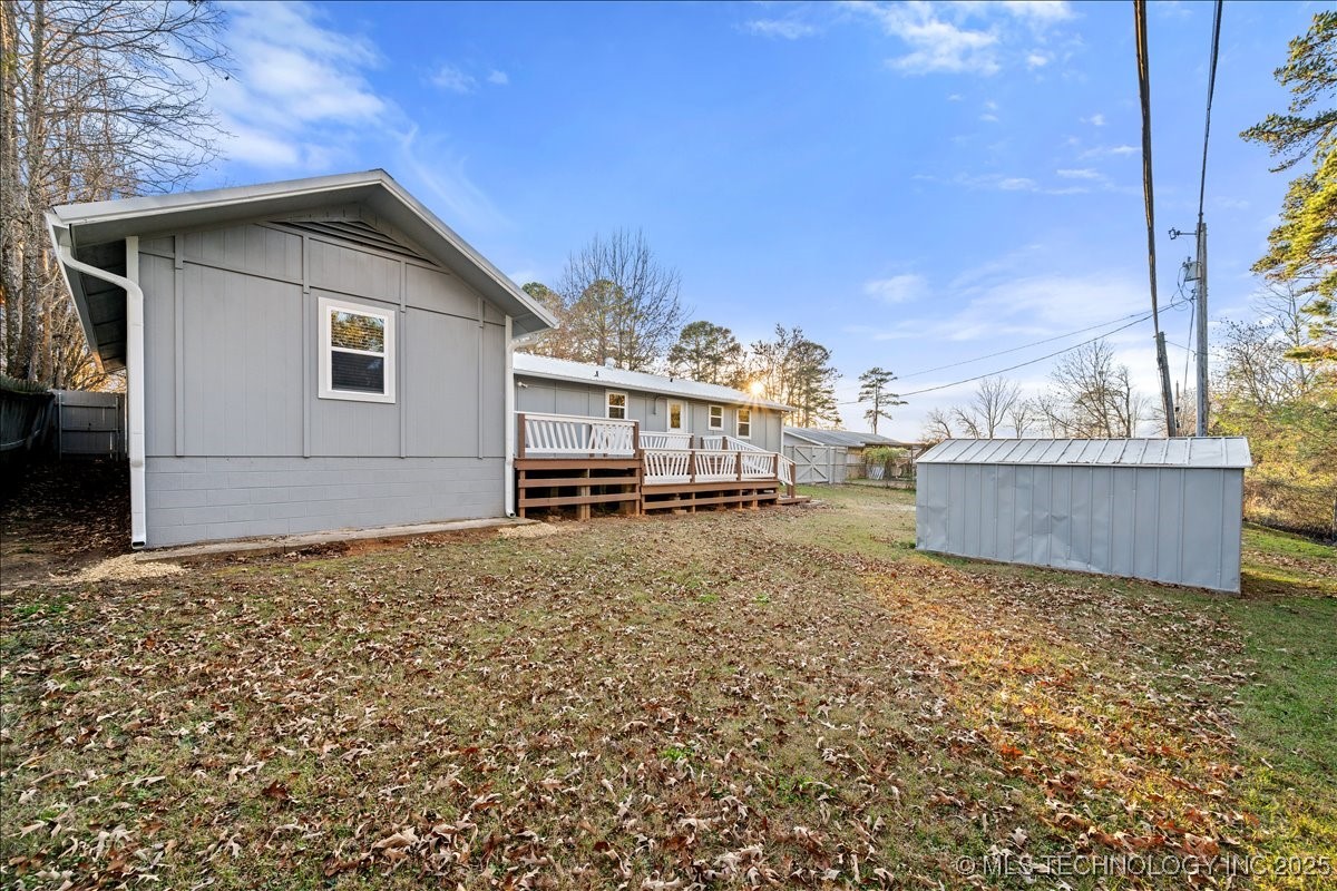 802 E Circle Property Photo 27