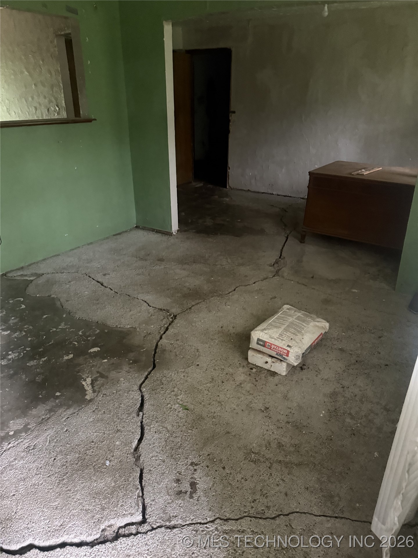 5090 S Robert Girten Road Property Photo 4