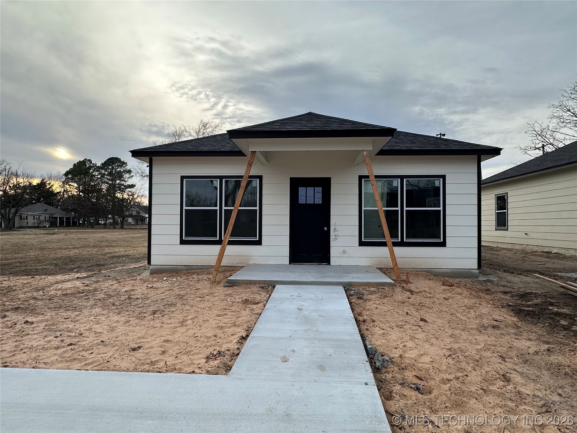 612 S 3rd Street Property Photo 1