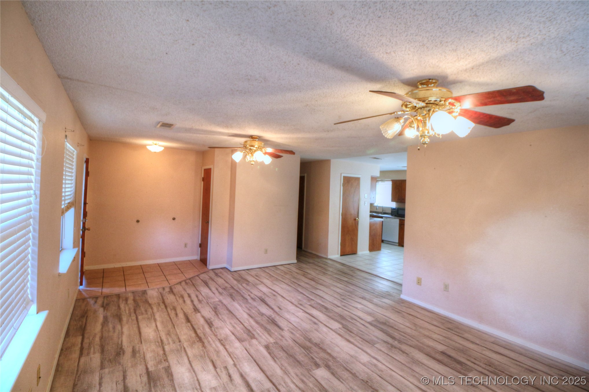 1602 Jerry Street Property Photo 3