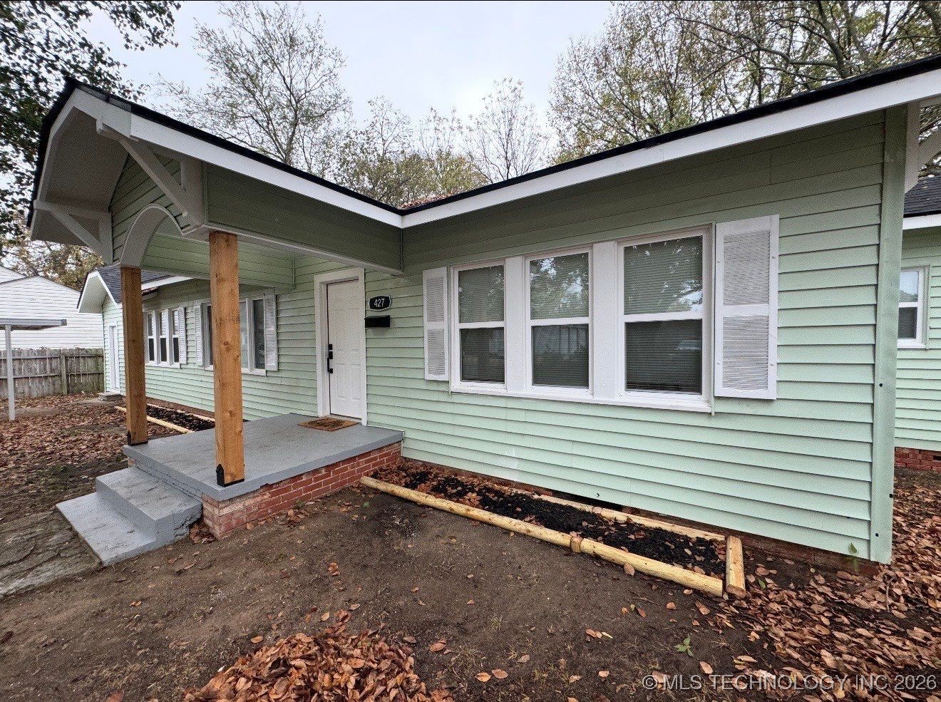 427 W 18th Street Property Photo 2