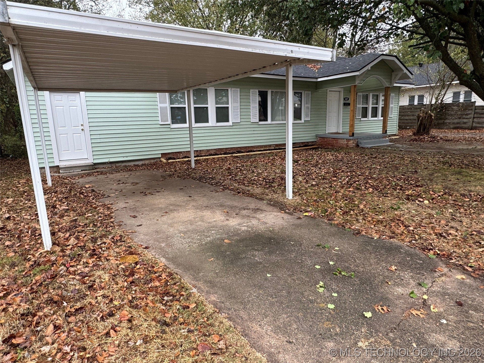 427 W 18th Street Property Photo 3