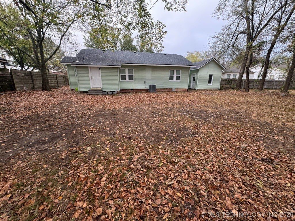 427 W 18th Street Property Photo 4