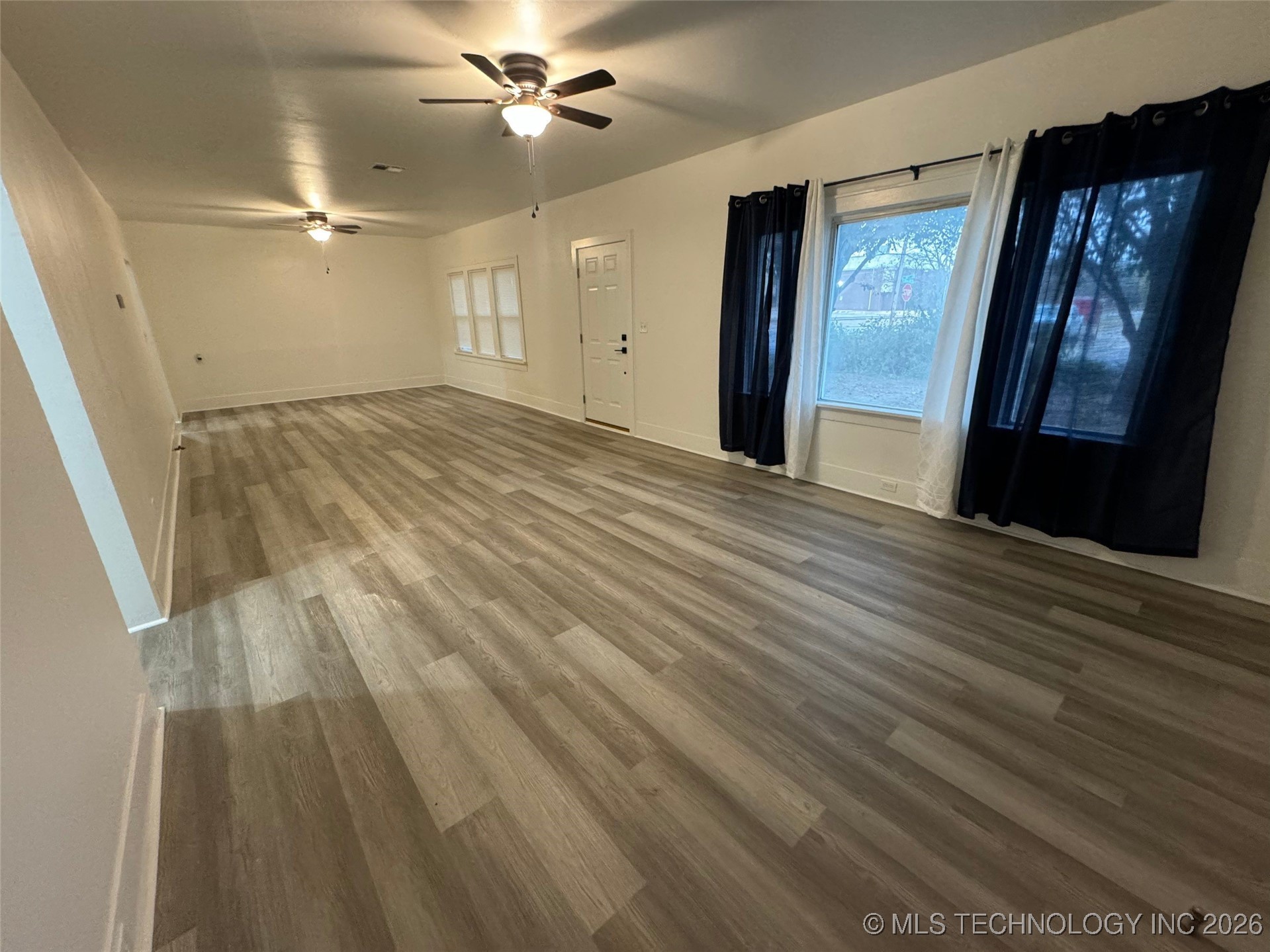 427 W 18th Street Property Photo 10