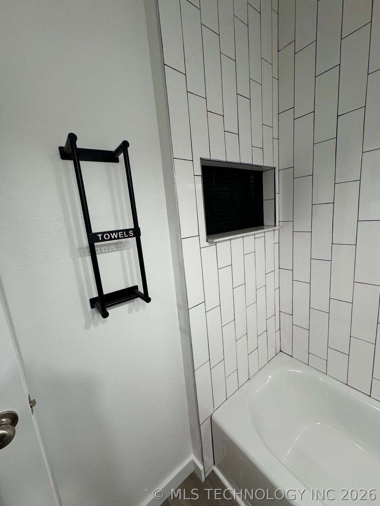 427 W 18th Street Property Photo 14