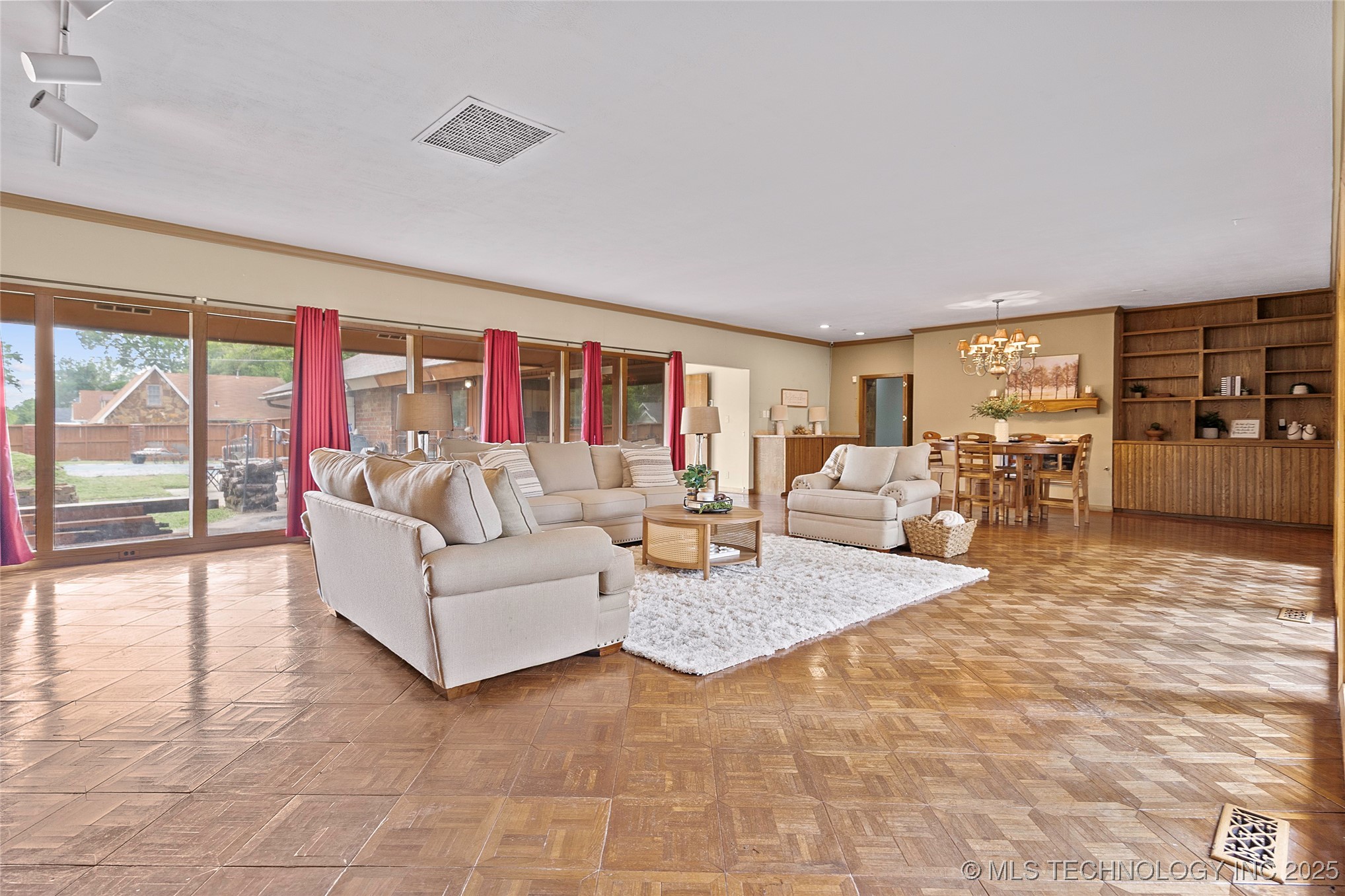 141 G Street Sw Property Photo 4