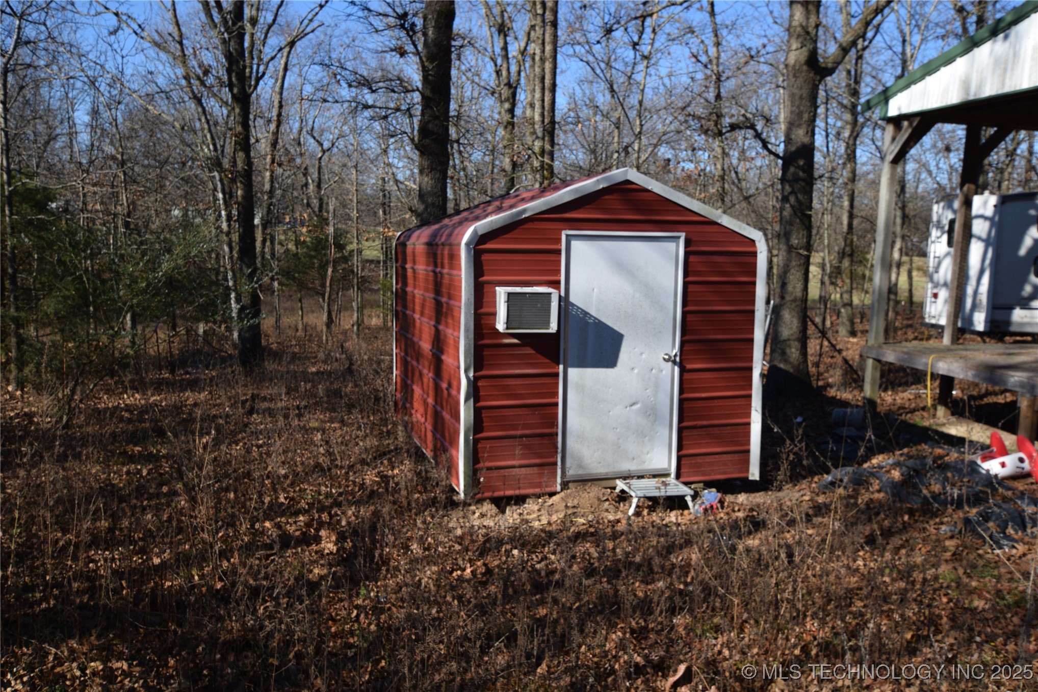 72424 S 4740 Road Property Photo 2