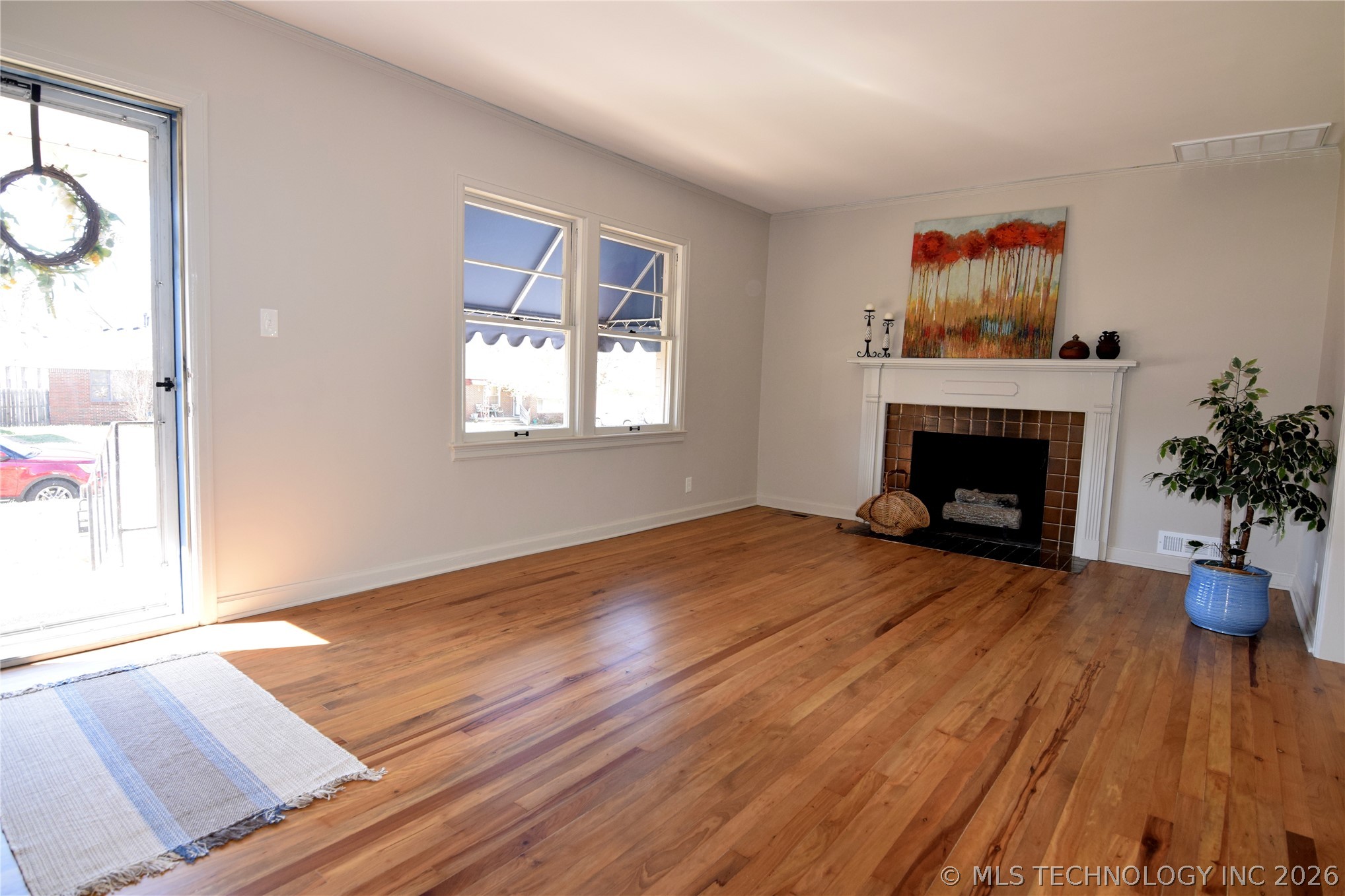 1231 S Winston Avenue Property Photo 8