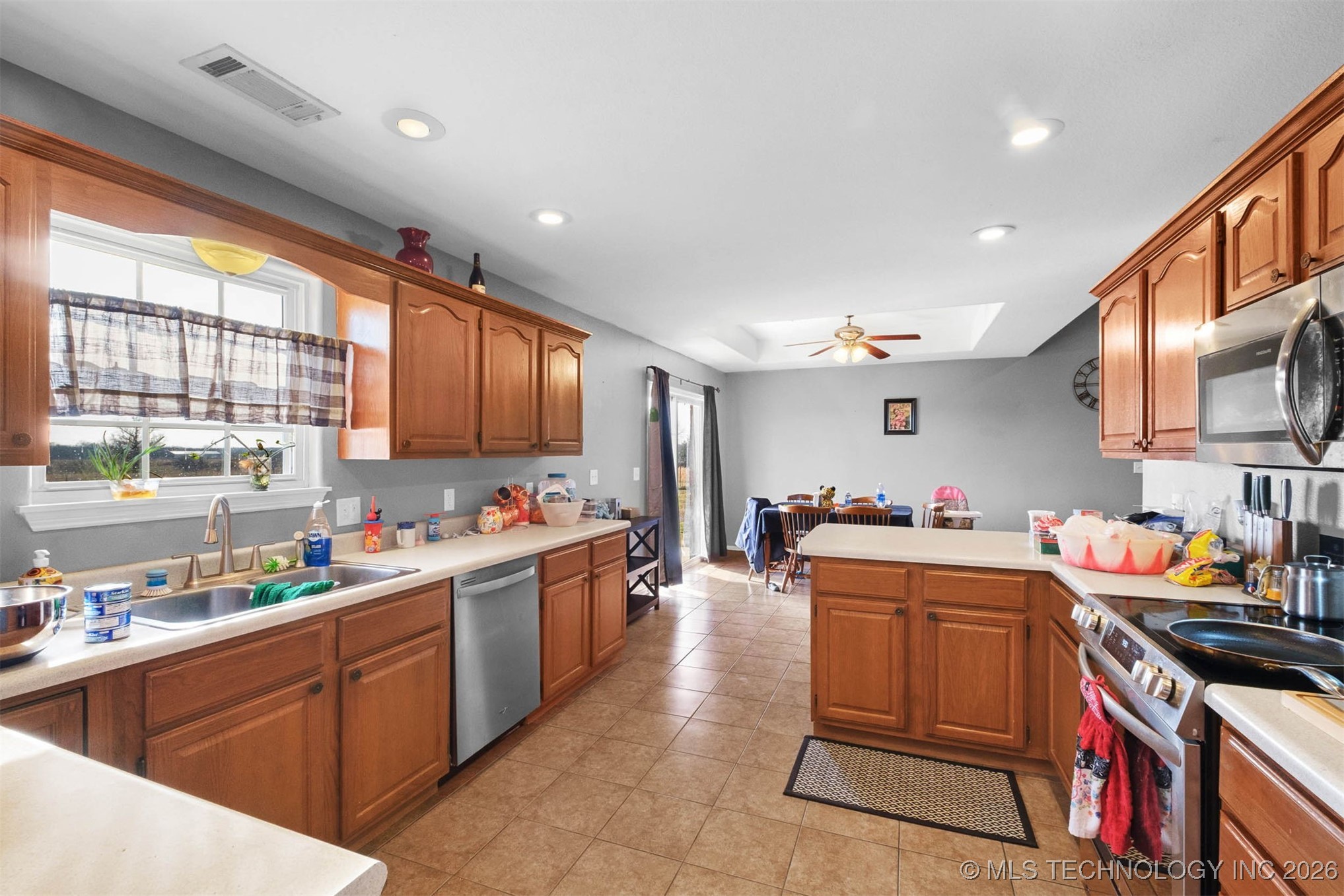 470242 E 680 Road Property Photo 13