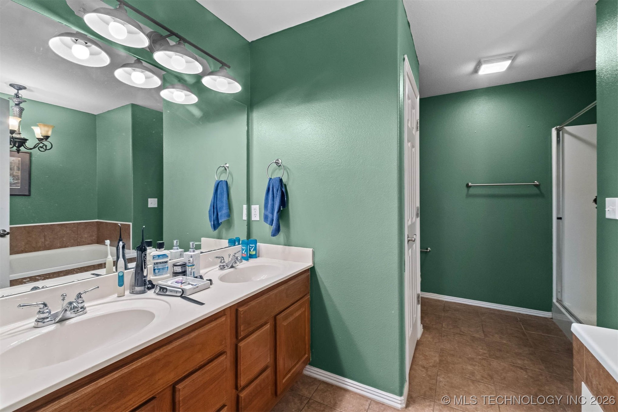 470242 E 680 Road Property Photo 19