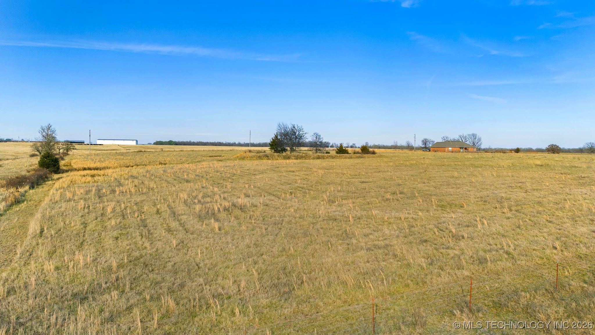 470242 E 680 Road Property Photo 32