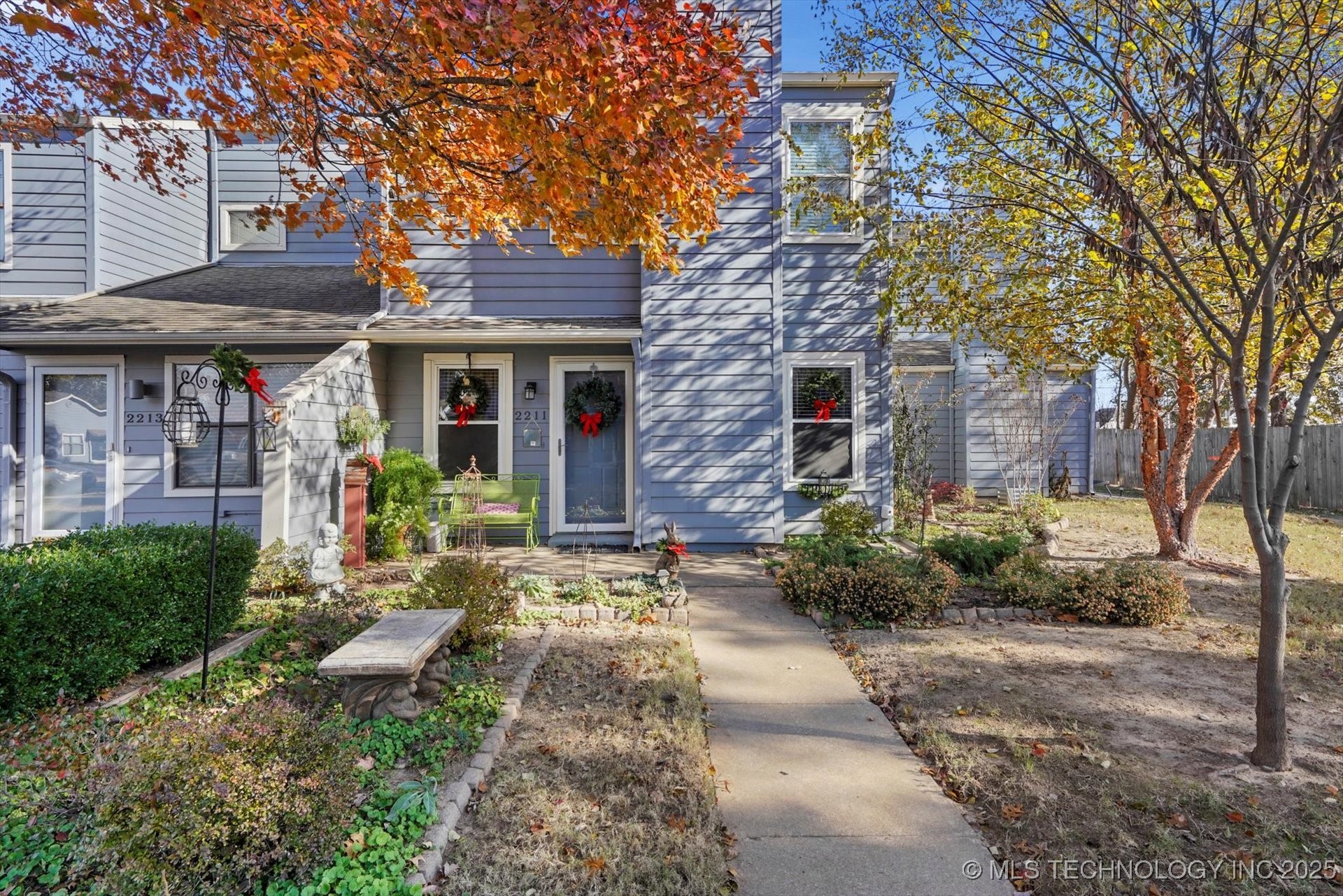 2211 W Quantico Street Property Photo 1