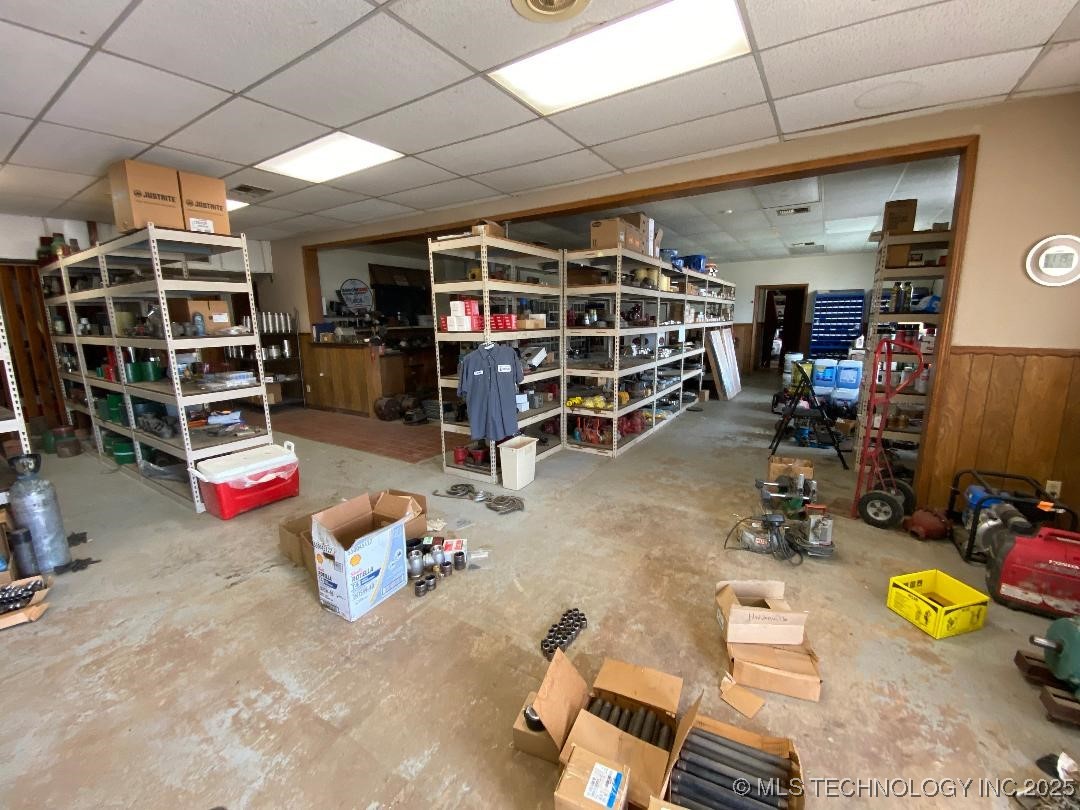 800 E Highway Property Photo 5