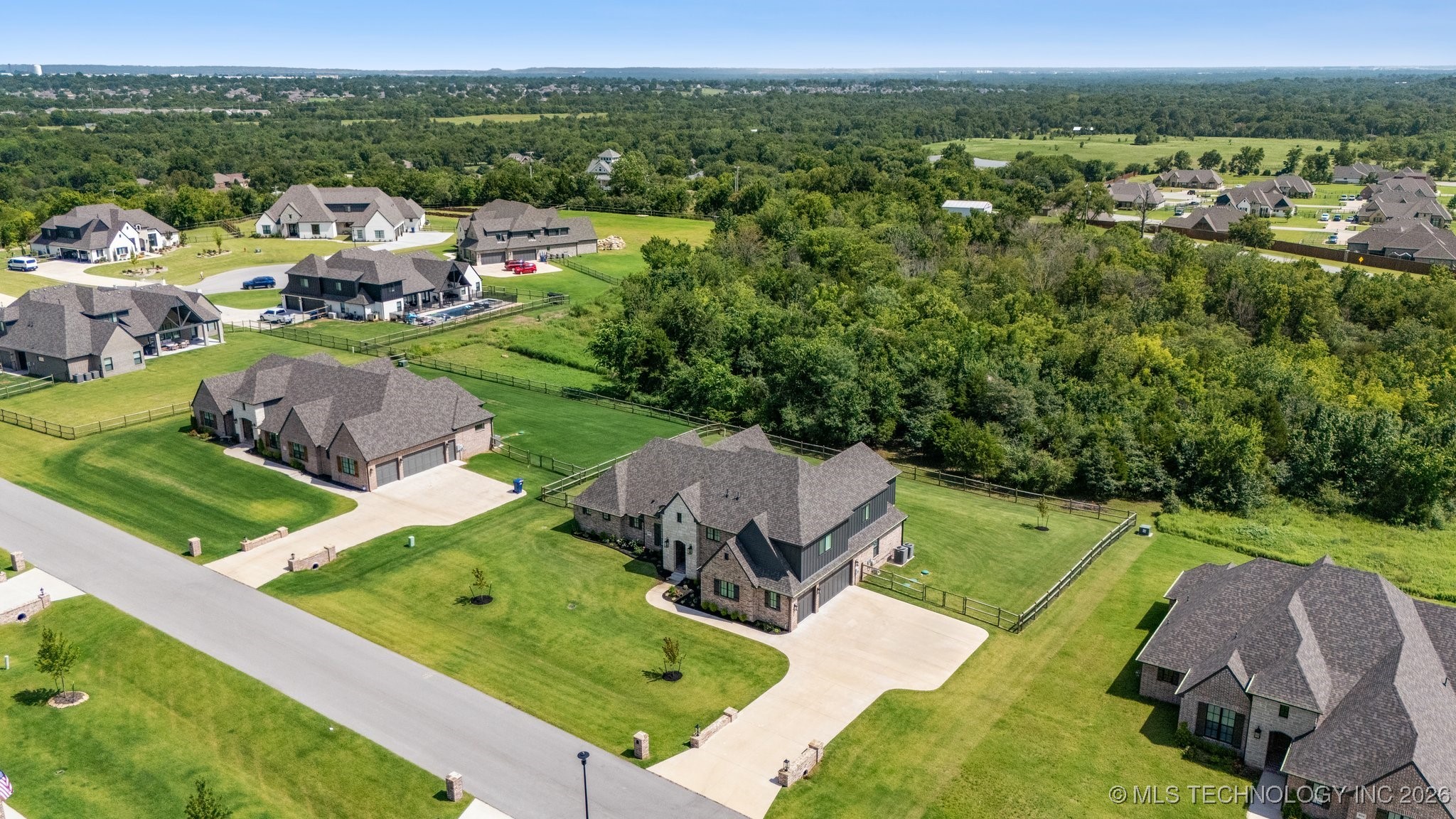 8604 E 107th Street North Property Photo 57