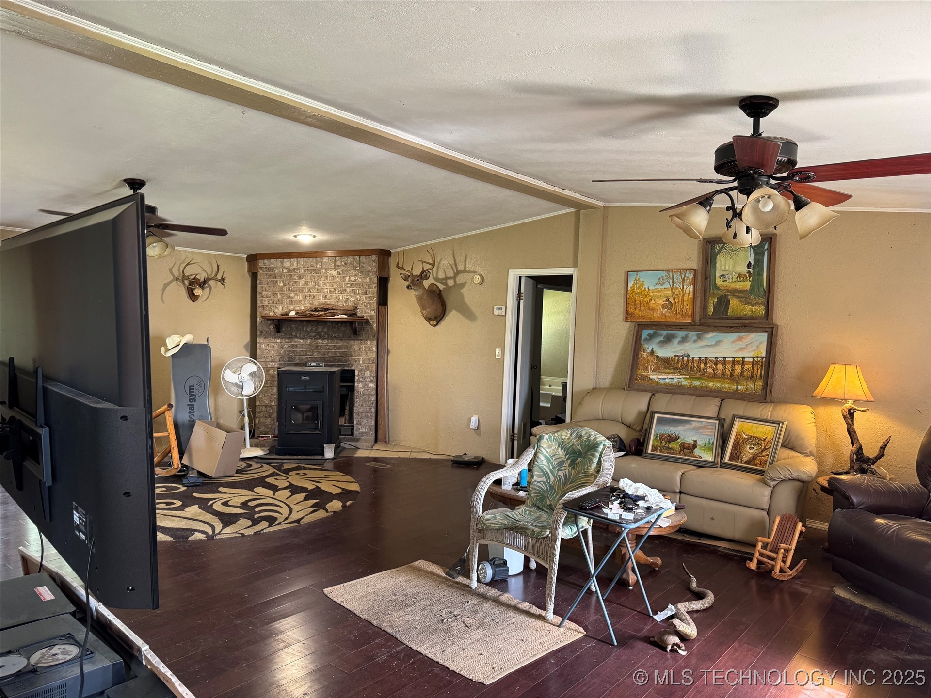 758 S Buffalo Road Property Photo 9