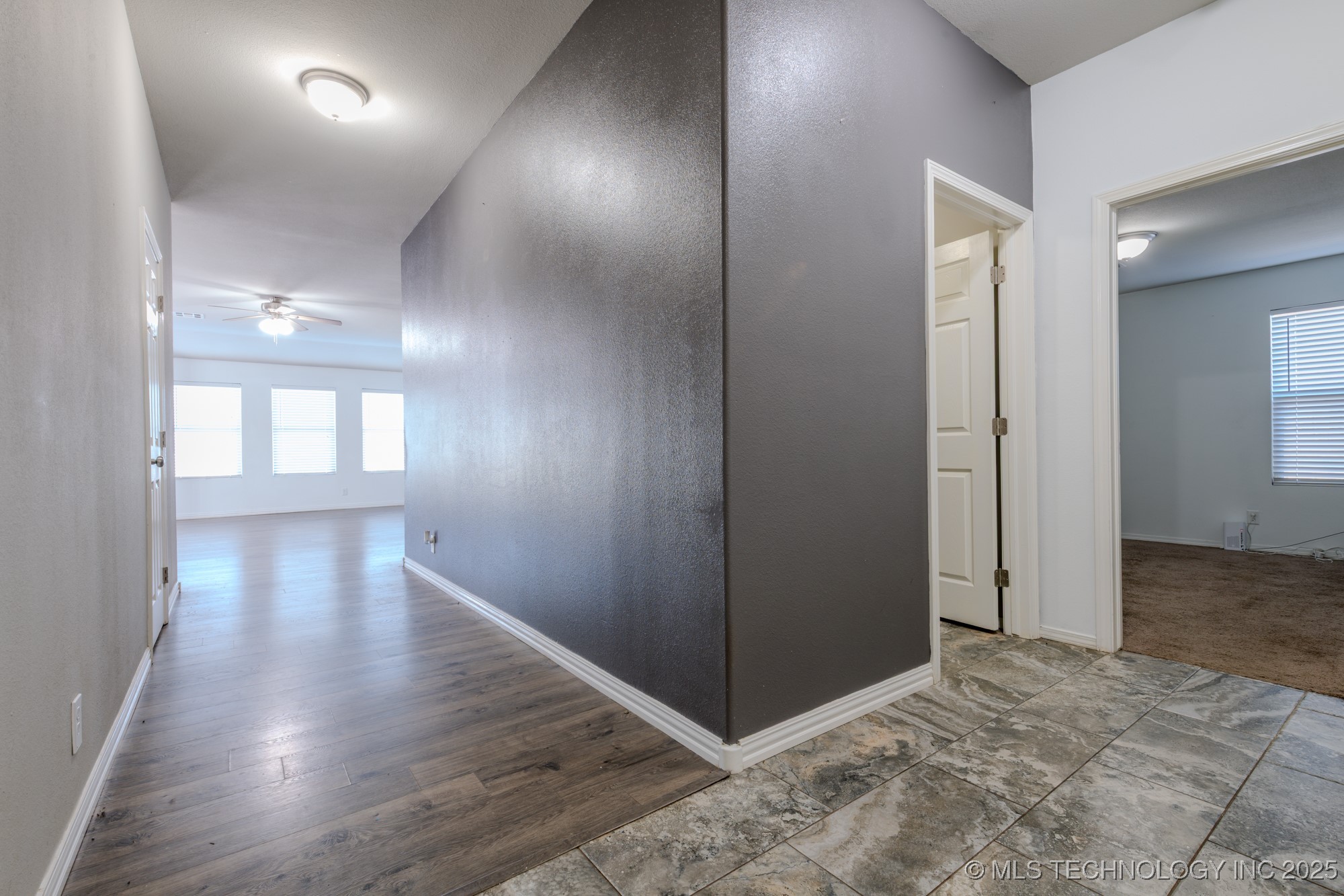 5811 E 146th Place S Property Photo 15