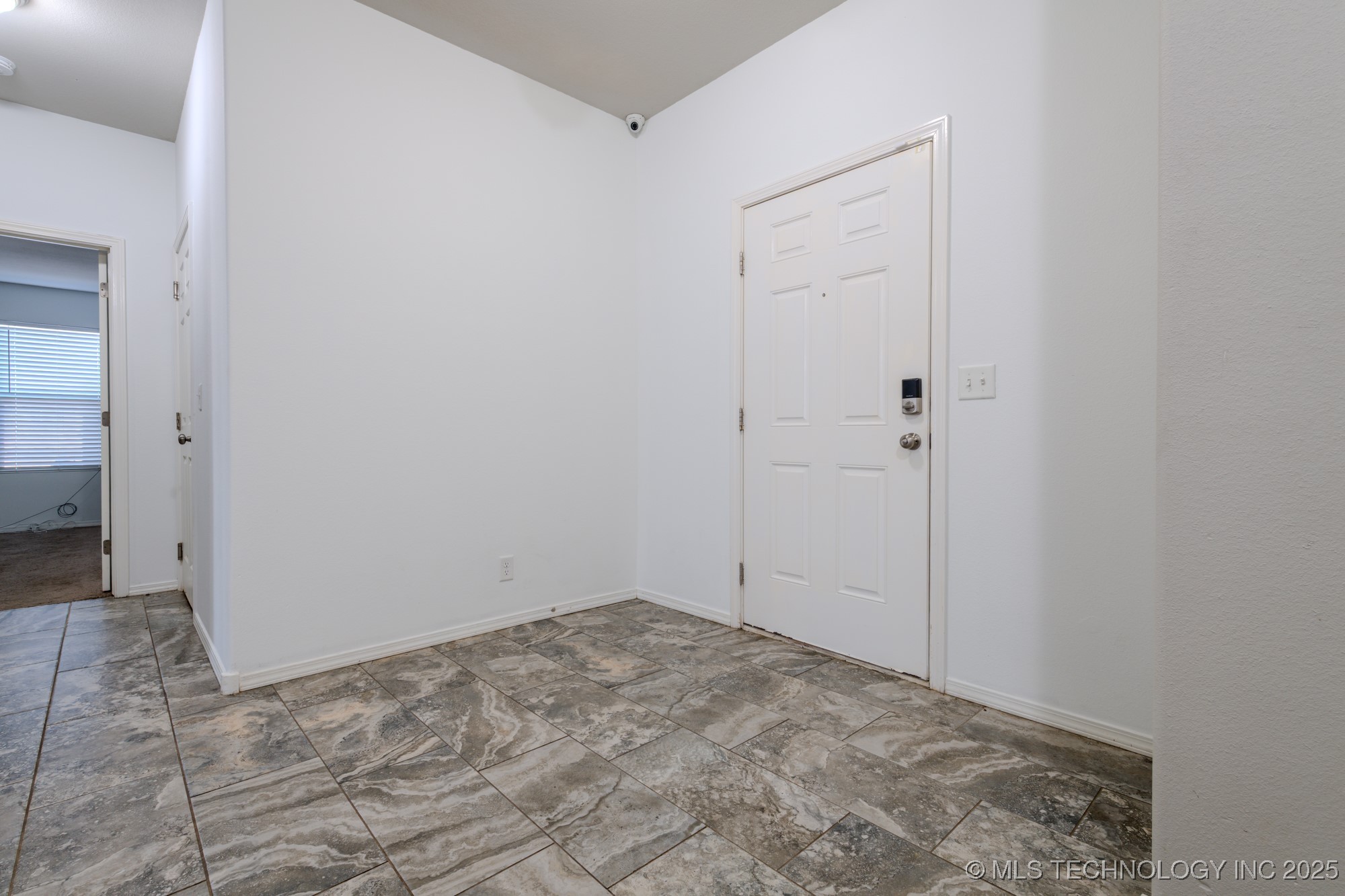 5811 E 146th Place S Property Photo 18