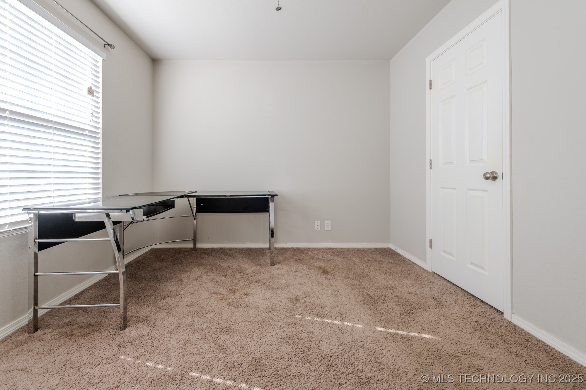 5811 E 146th Place S Property Photo 19