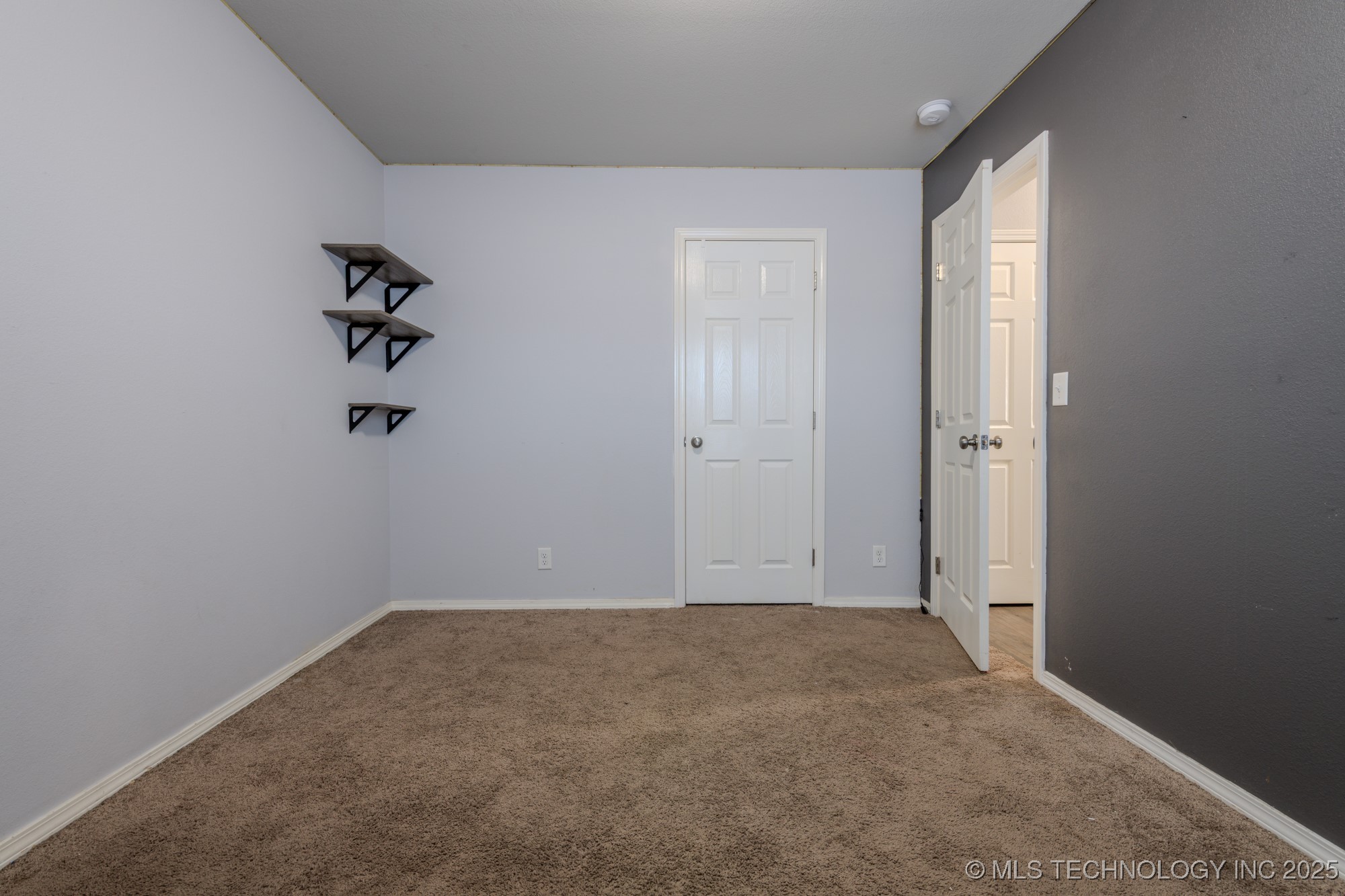 5811 E 146th Place S Property Photo 34