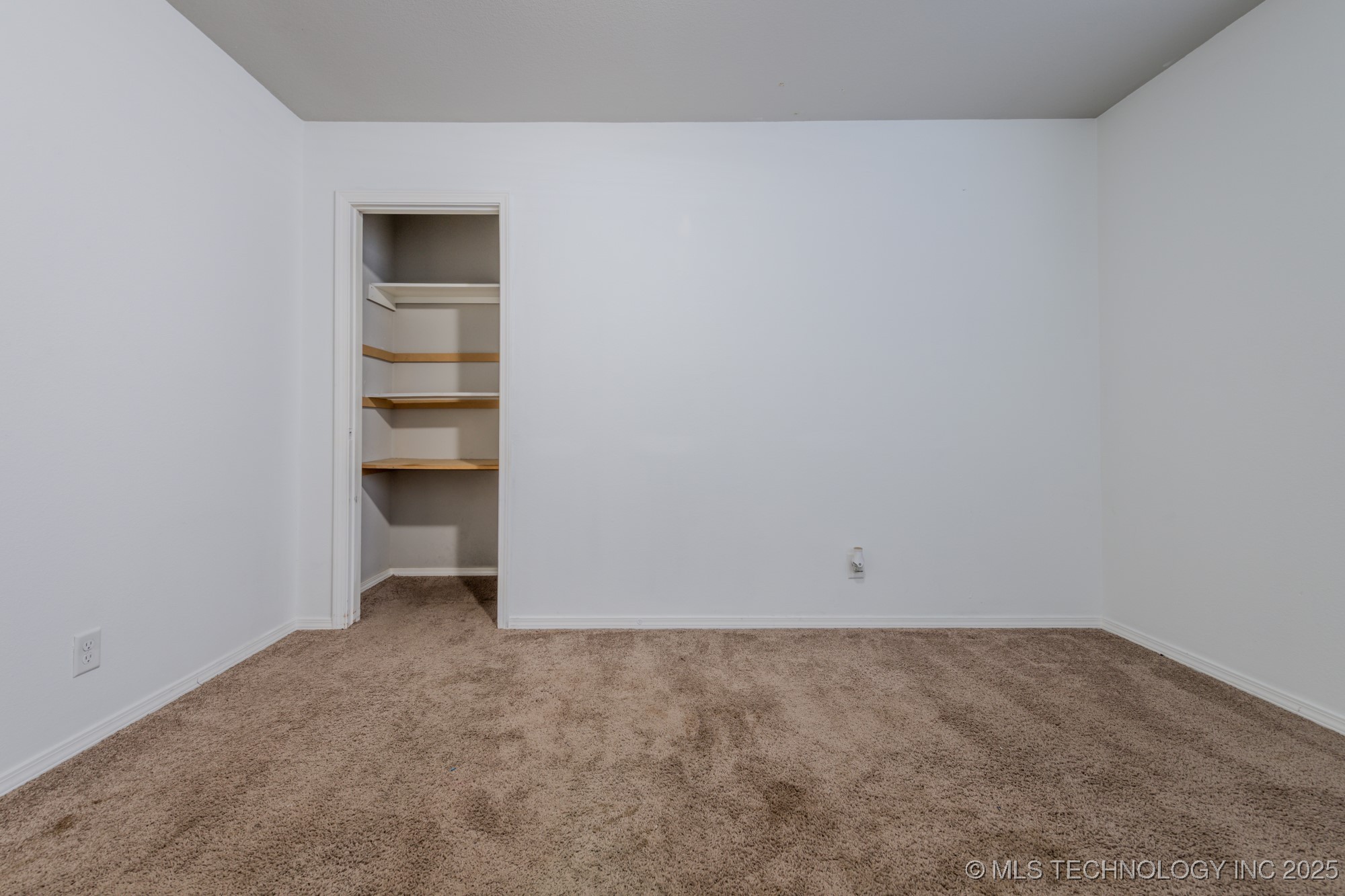 5811 E 146th Place S Property Photo 39