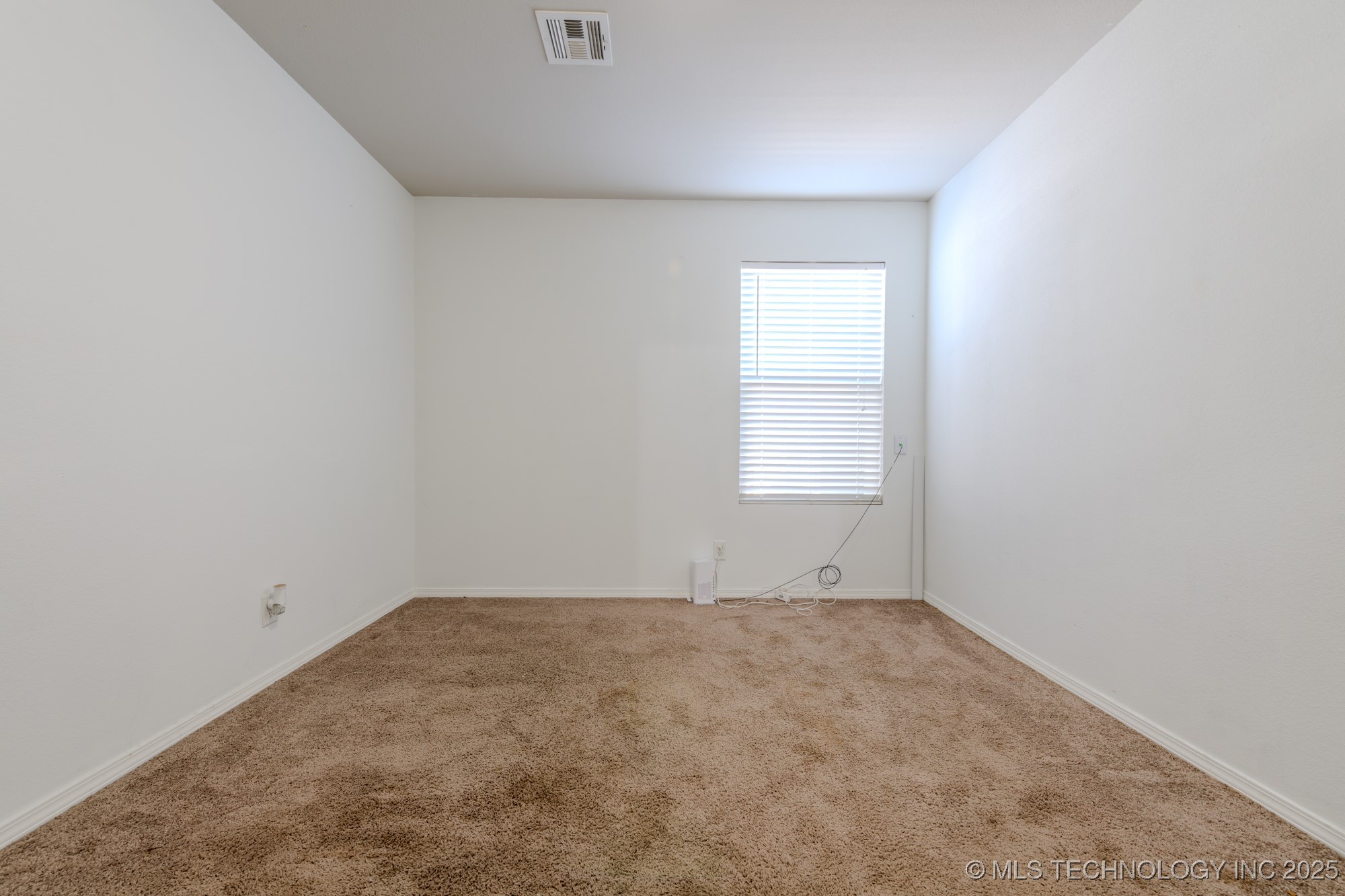 5811 E 146th Place S Property Photo 40