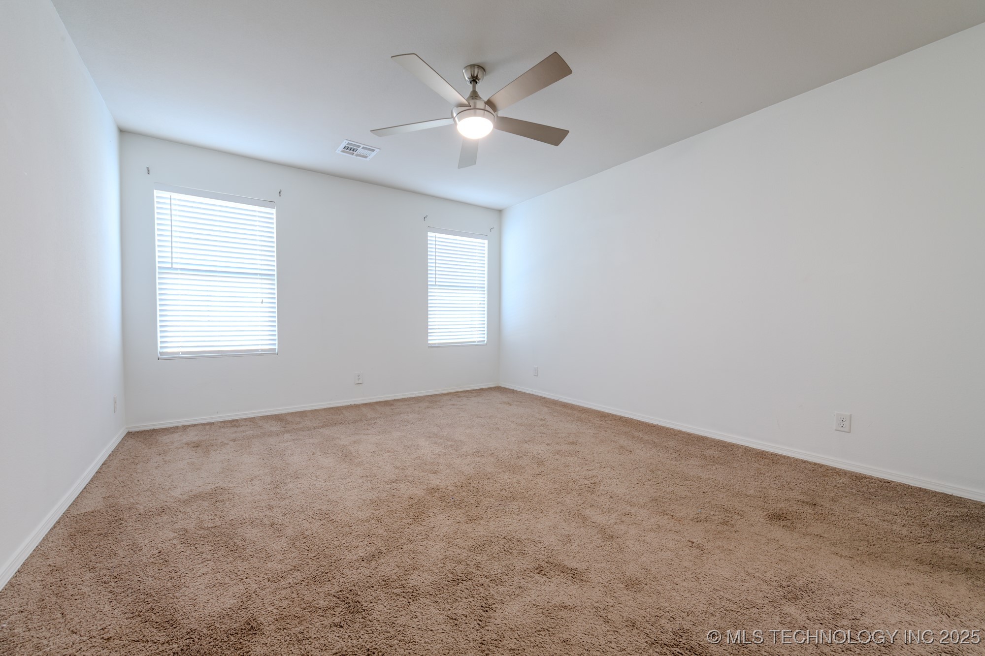 5811 E 146th Place S Property Photo 42