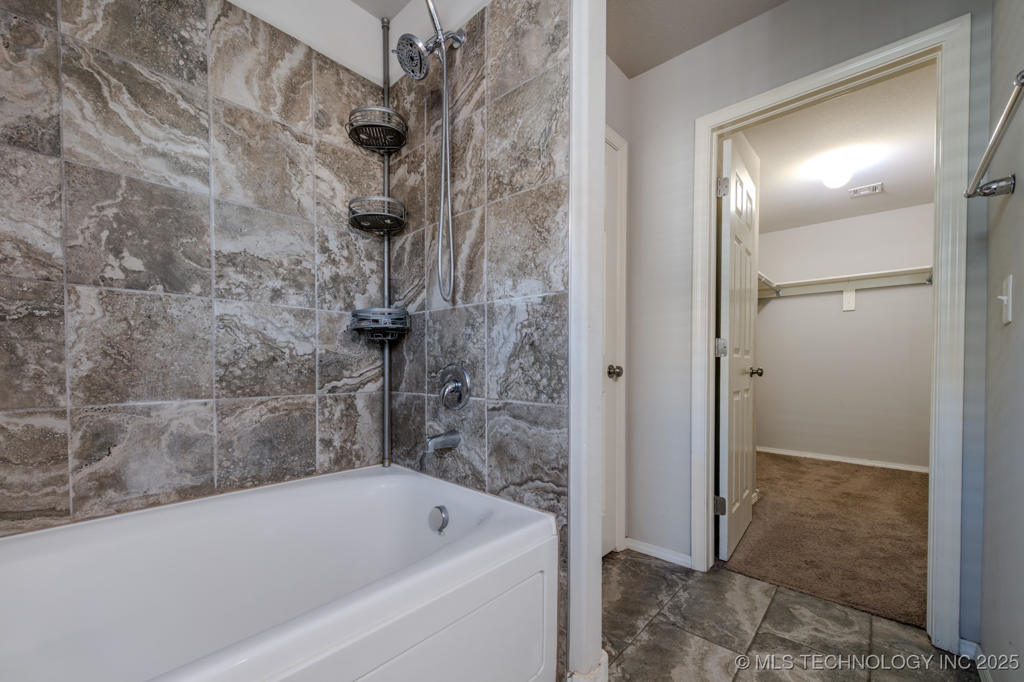 5811 E 146th Place S Property Photo 53