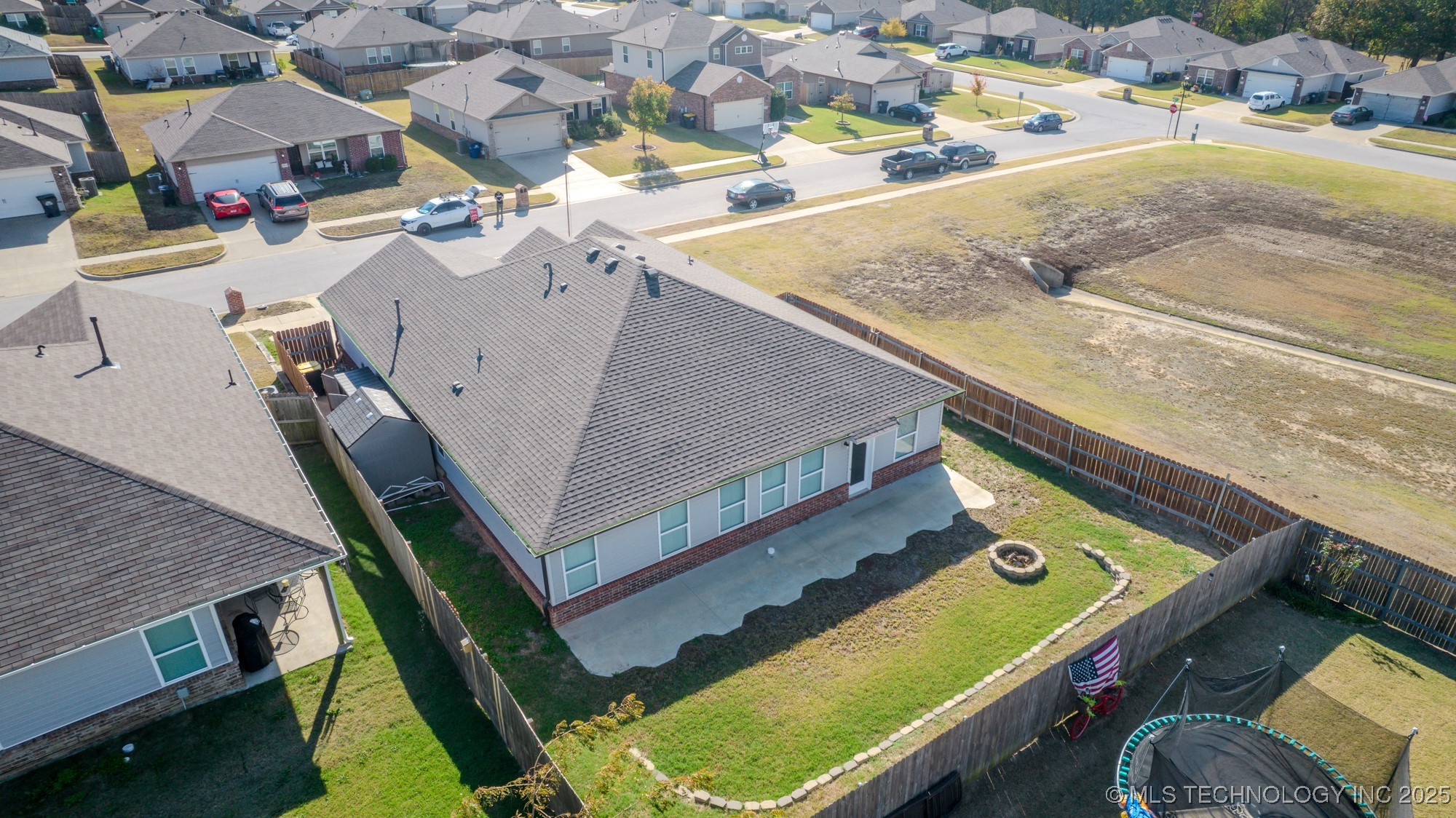 5811 E 146th Place S Property Photo 76