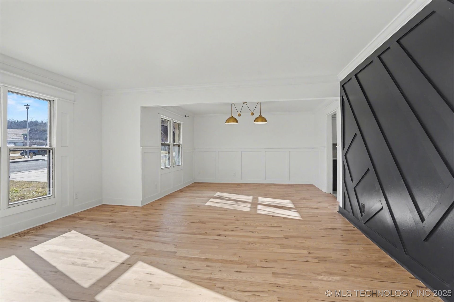 6903 E 63rd Street Property Photo 5