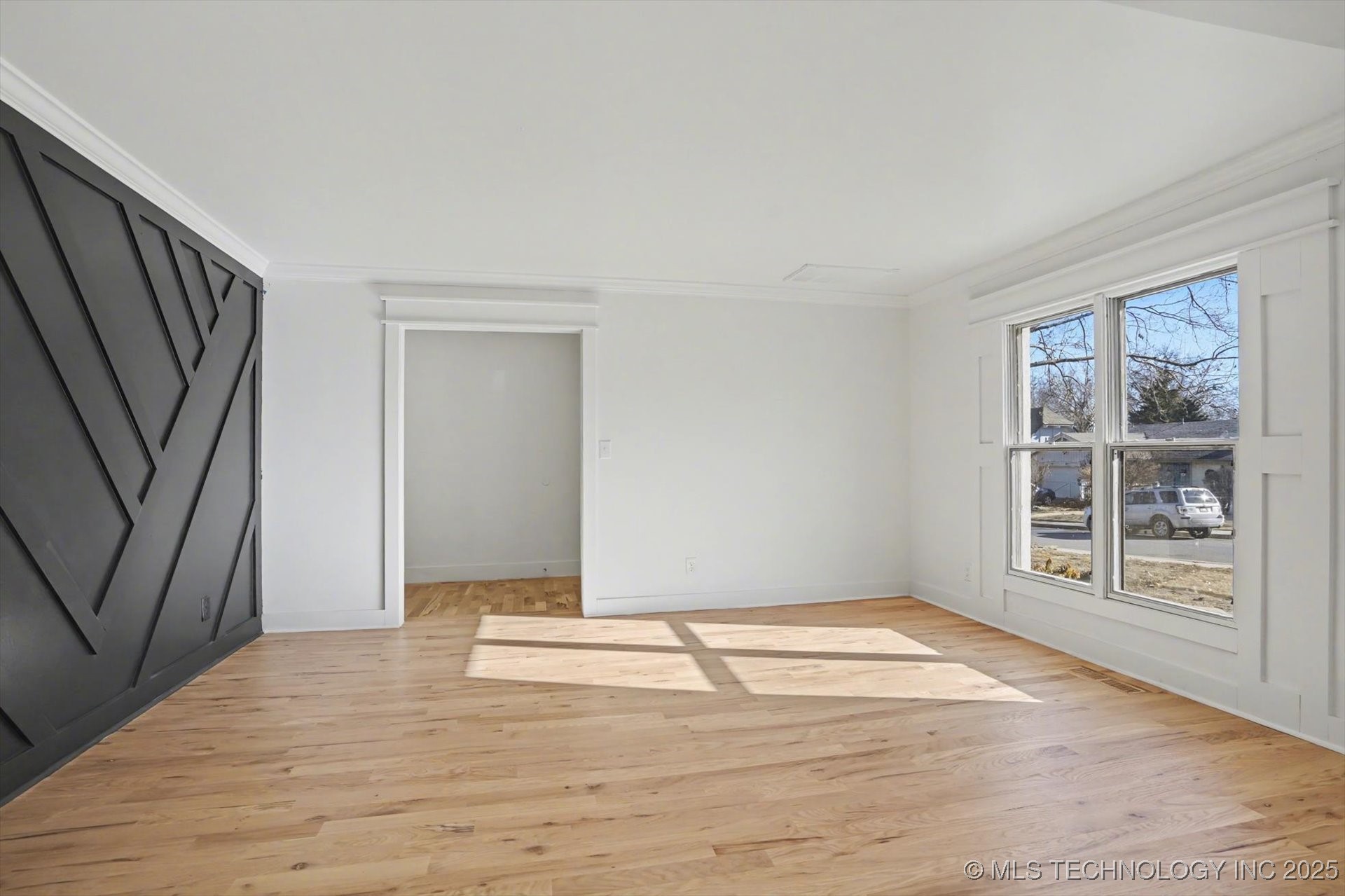 6903 E 63rd Street Property Photo 8