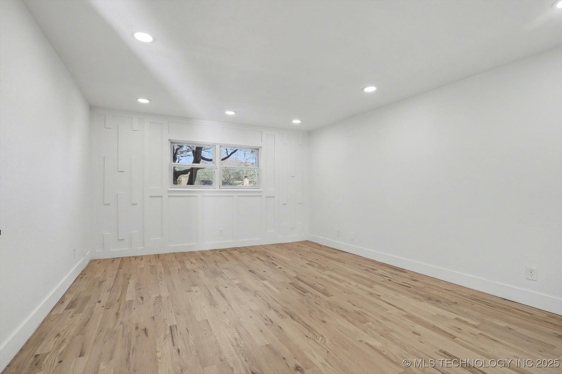 6903 E 63rd Street Property Photo 23