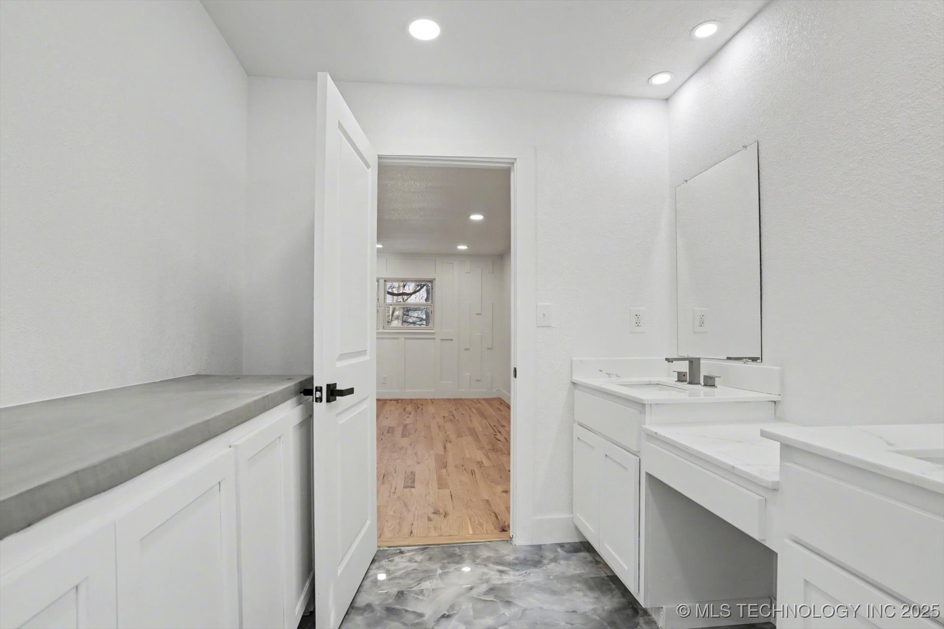 6903 E 63rd Street Property Photo 26