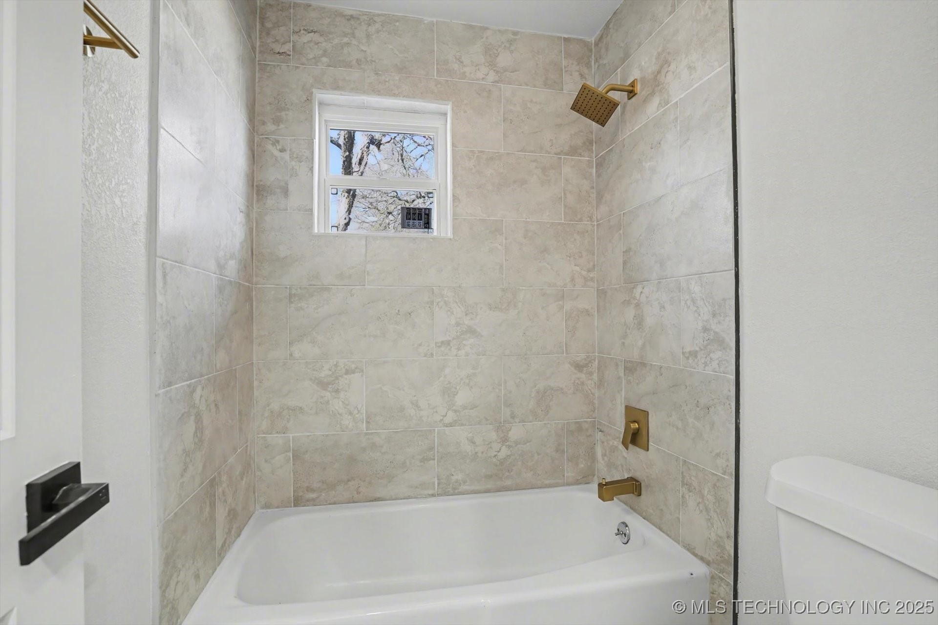 6903 E 63rd Street Property Photo 30