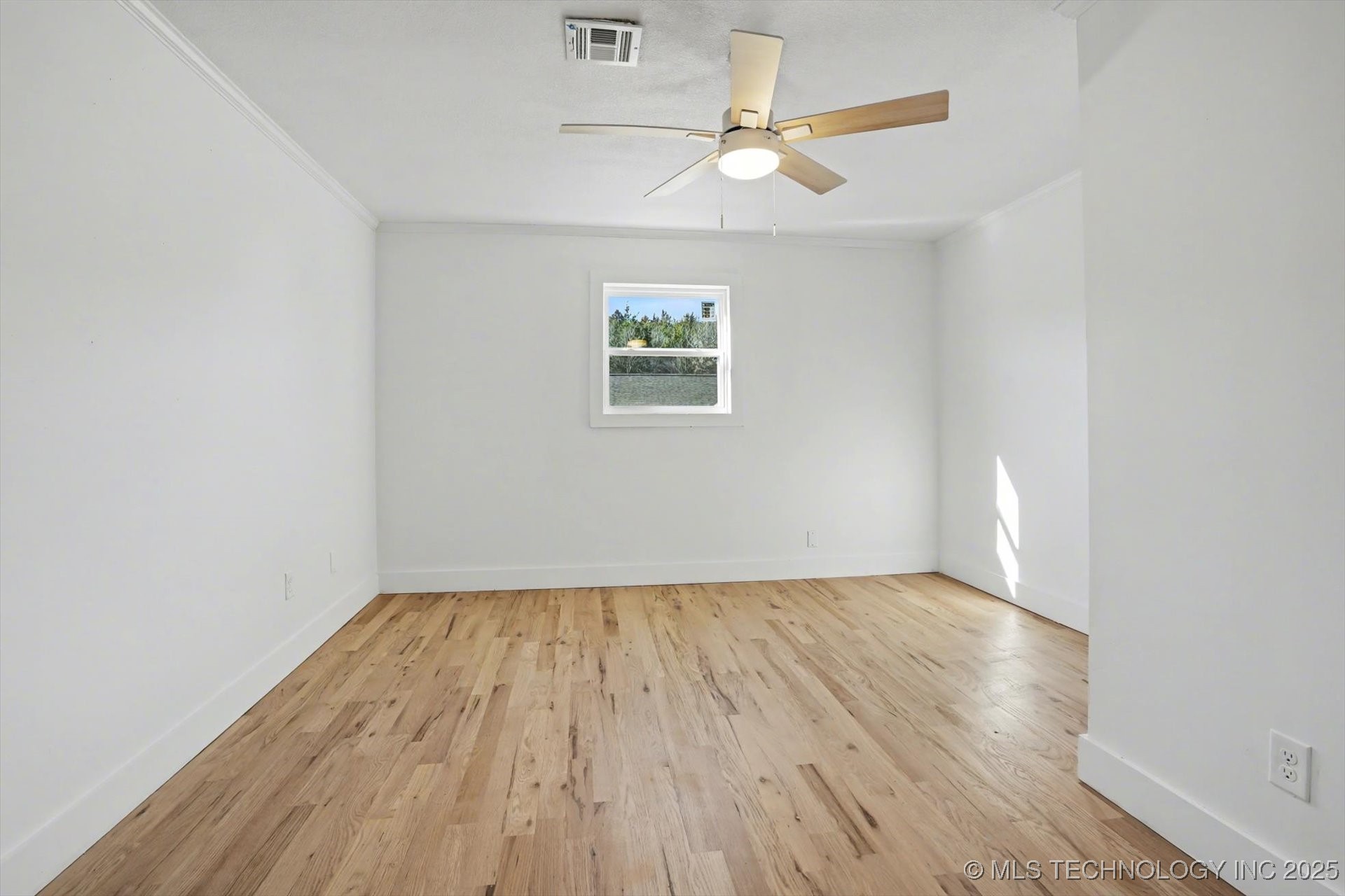 6903 E 63rd Street Property Photo 32