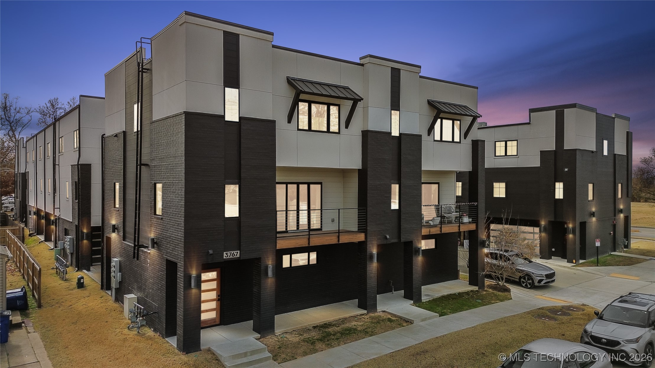 3767 S Riverside Drive E 3767 Property Photo 1