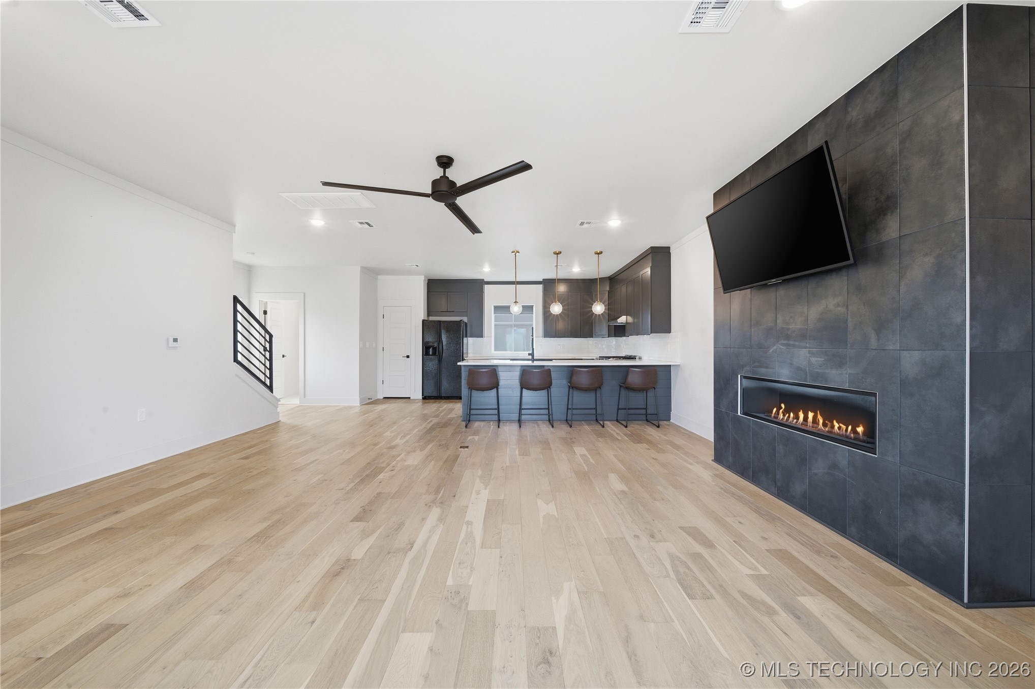 3767 S Riverside Drive E 3767 Property Photo 16