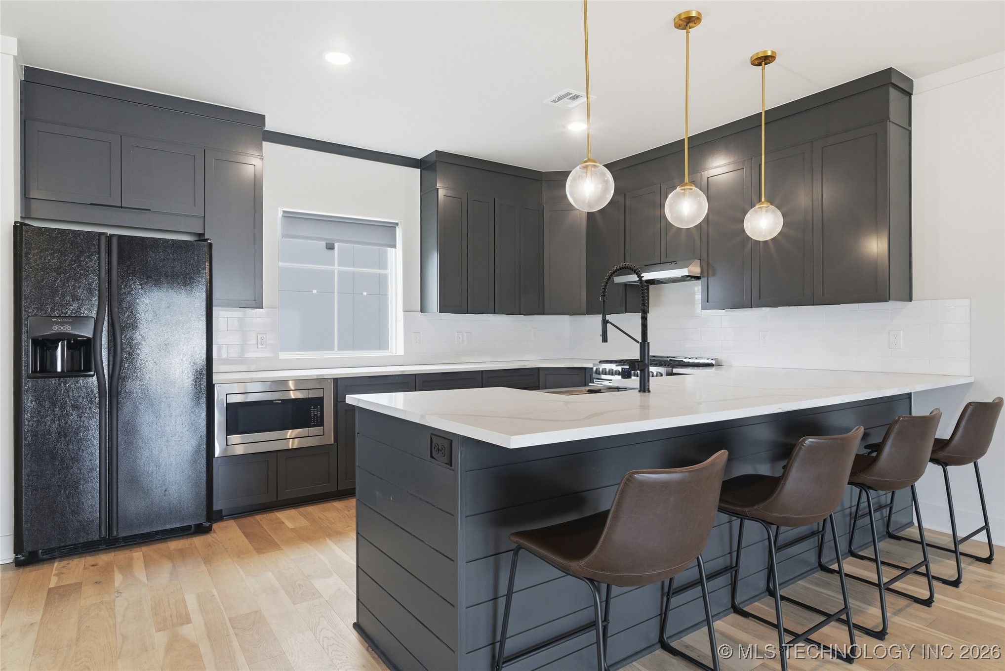 3767 S Riverside Drive E 3767 Property Photo 18