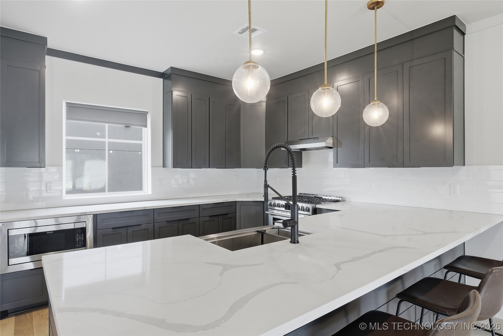 3767 S Riverside Drive E 3767 Property Photo 19