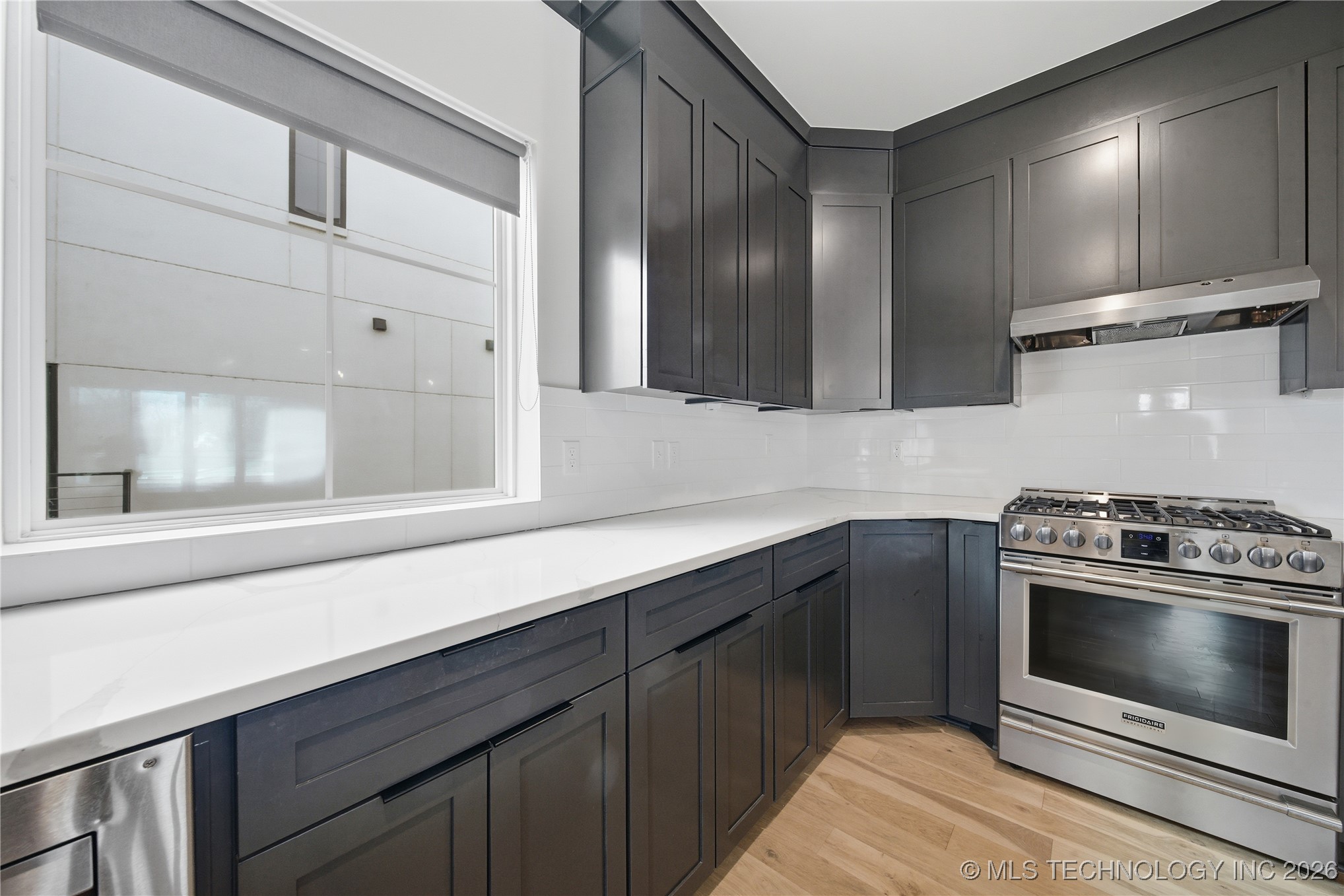 3767 S Riverside Drive E 3767 Property Photo 21