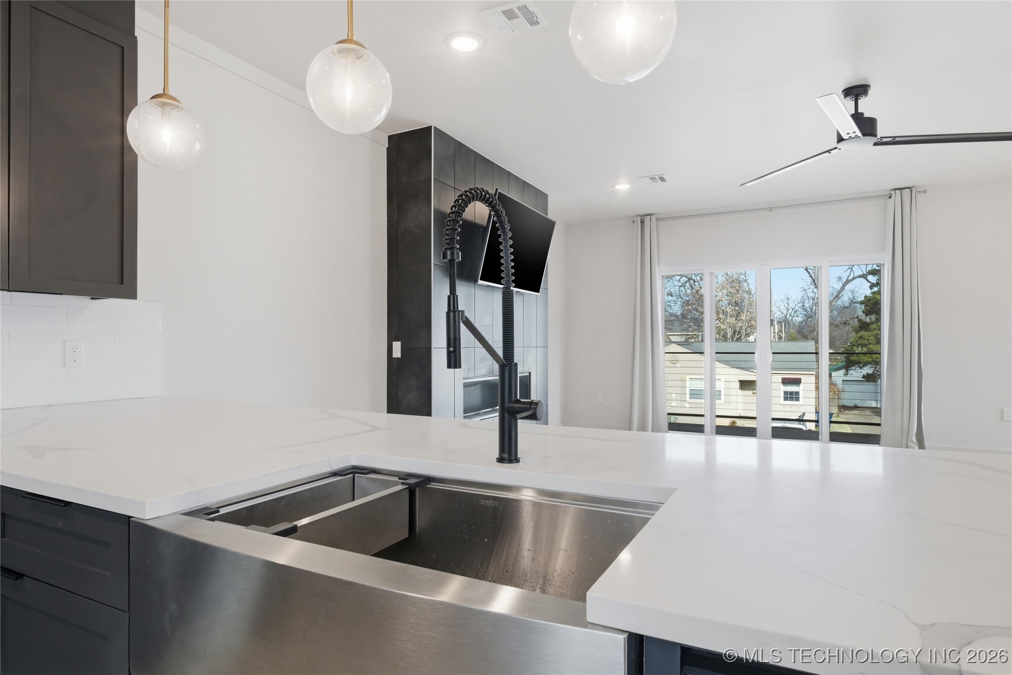 3767 S Riverside Drive E 3767 Property Photo 23