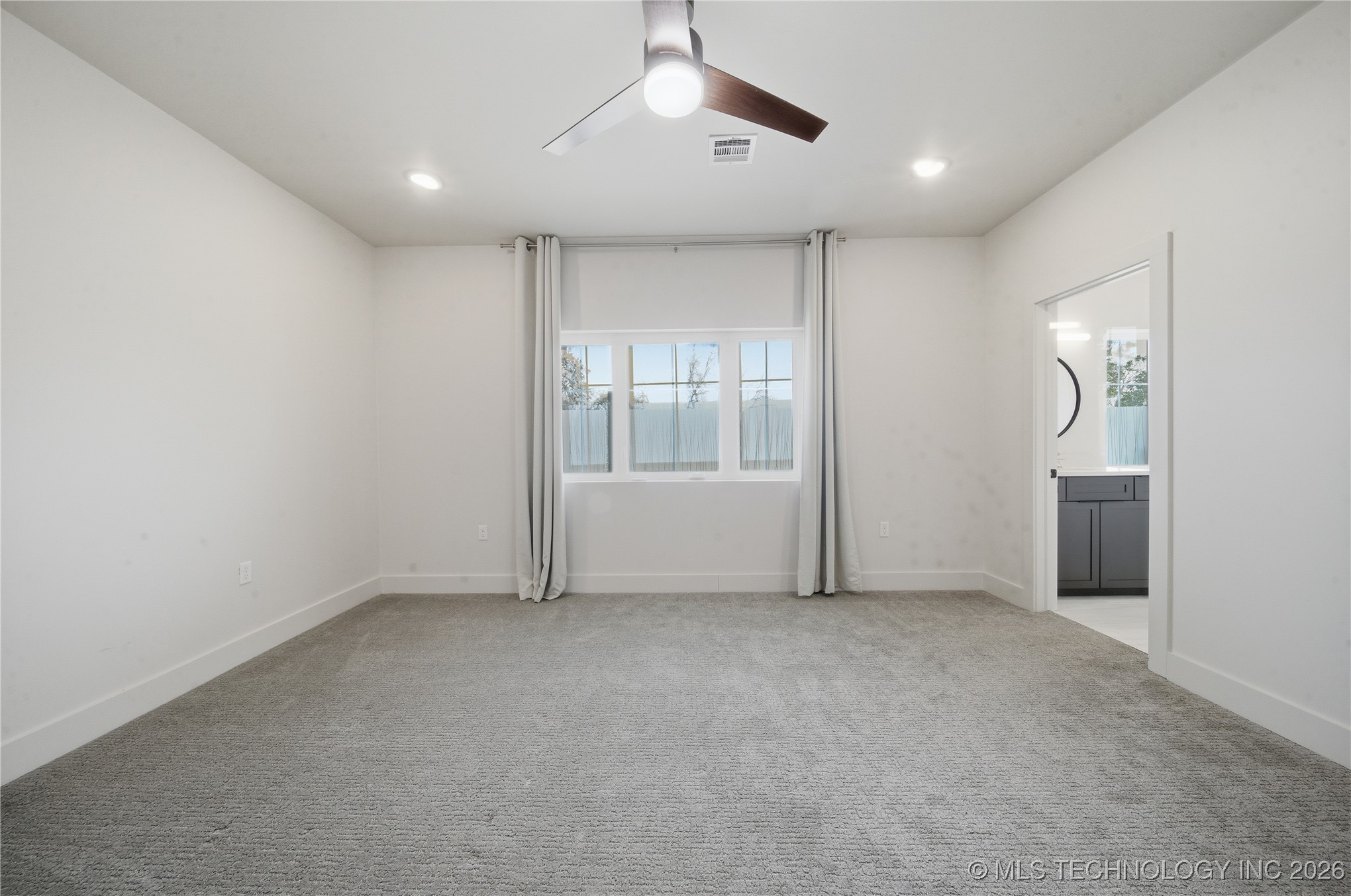 3767 S Riverside Drive E 3767 Property Photo 25