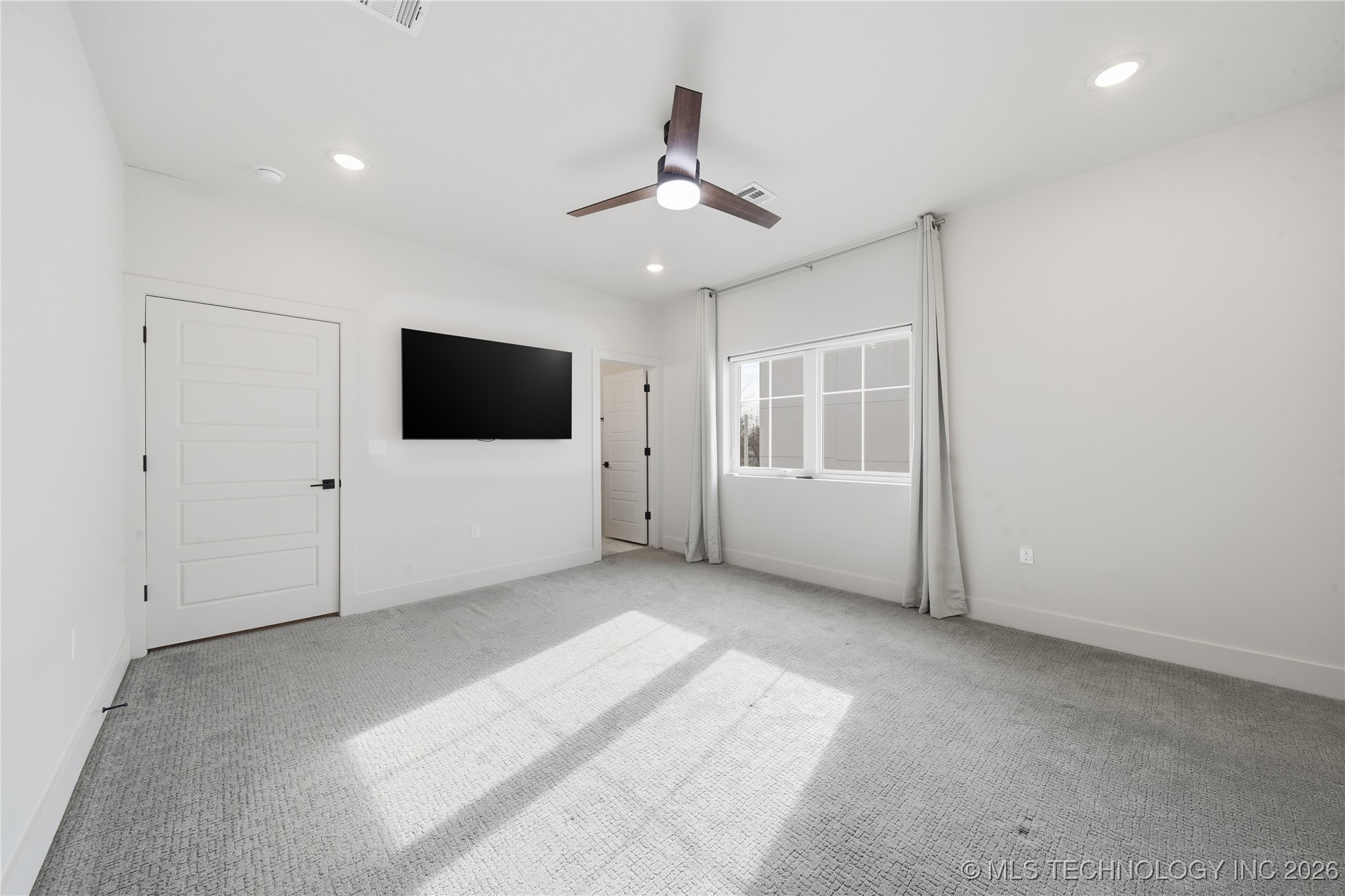 3767 S Riverside Drive E 3767 Property Photo 30