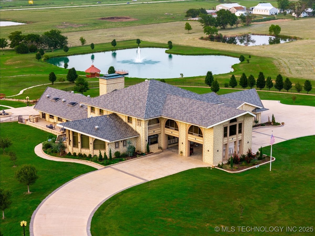 8350 W 590 Road S Property Photo 1